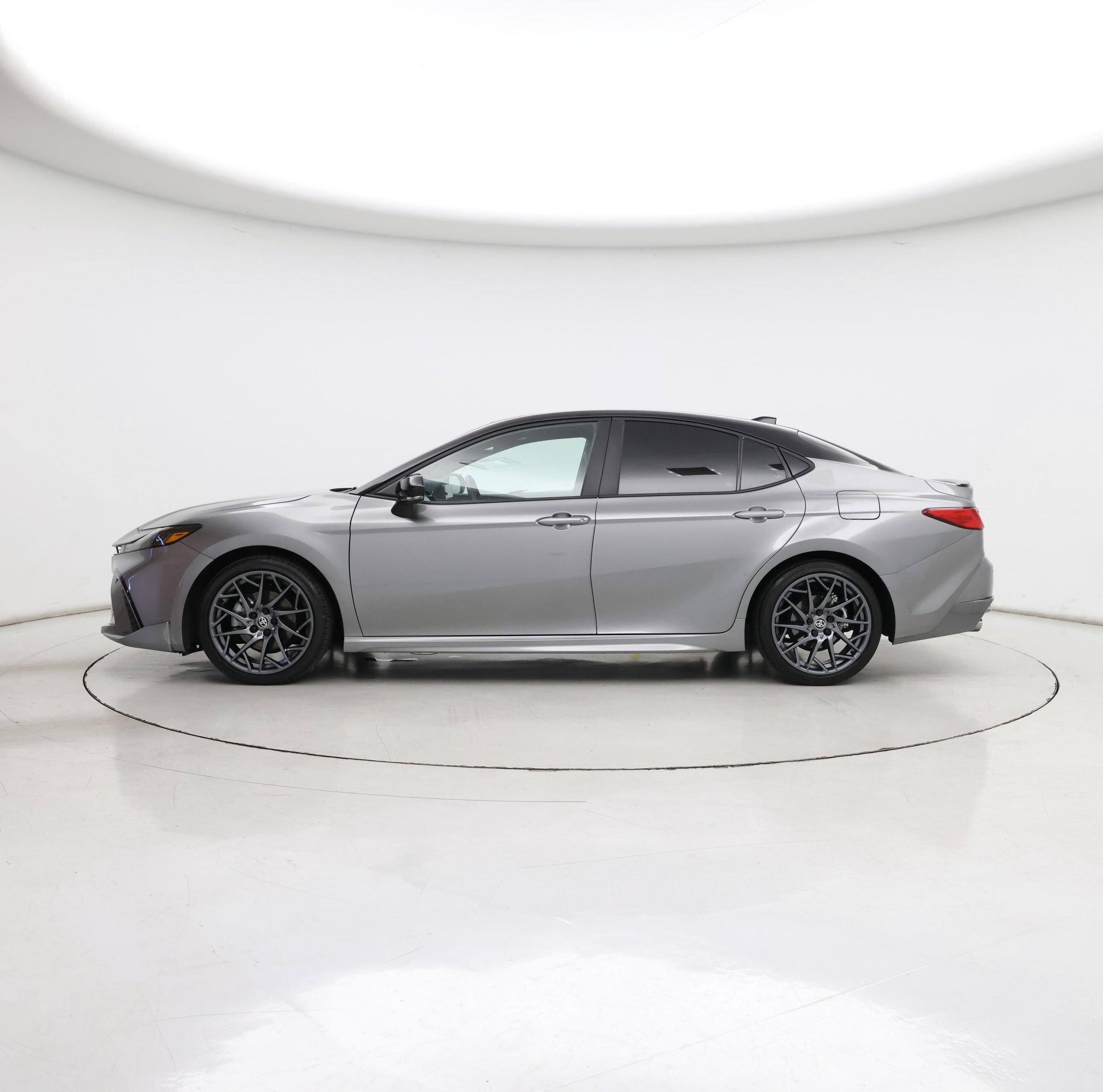 Thumbnail: 2025 Toyota Camry - 3