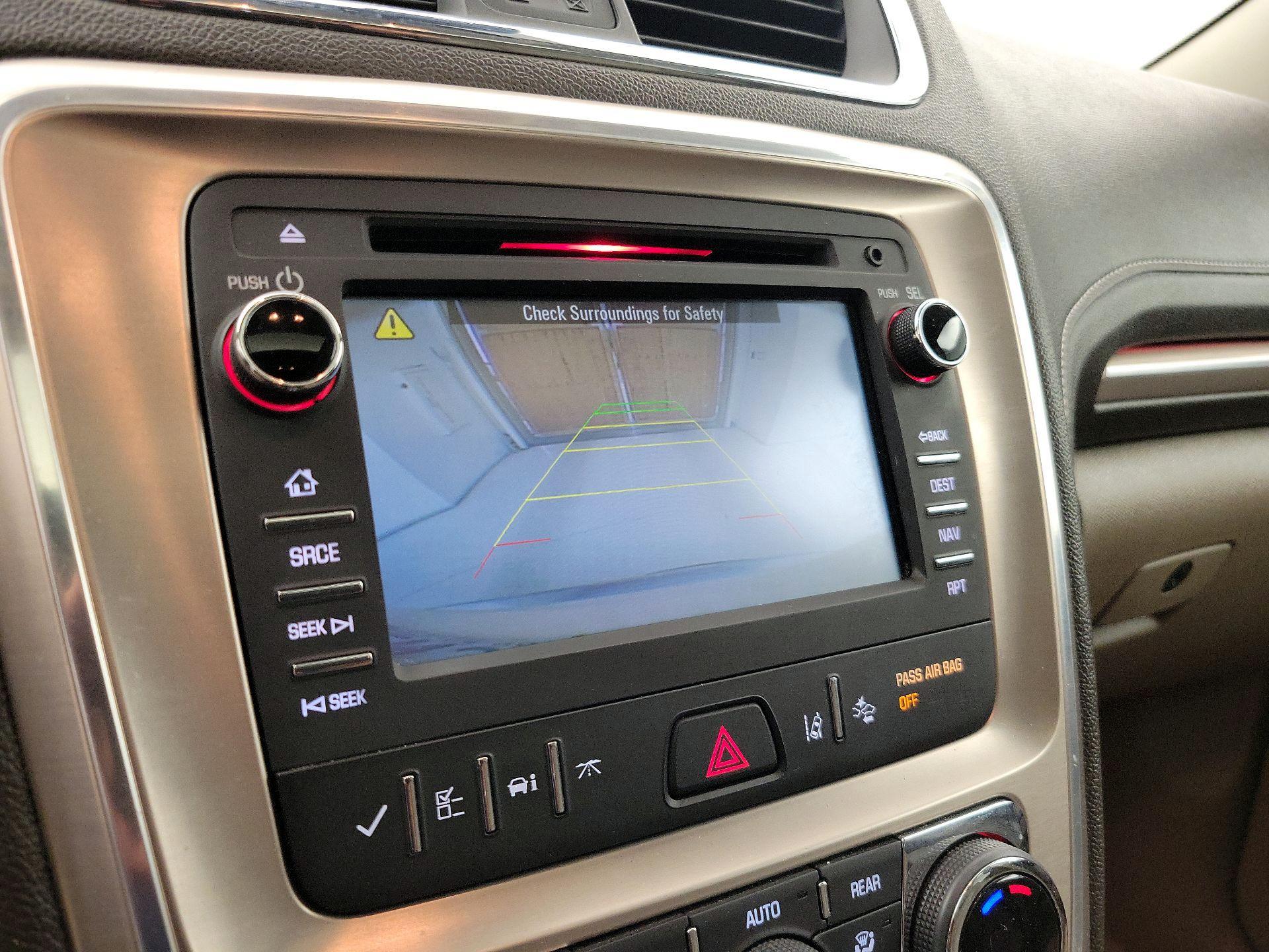 Thumbnail: 2015 GMC Acadia - 15