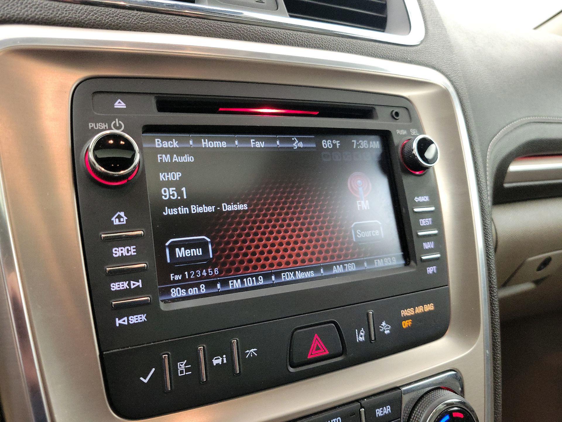 Thumbnail: 2015 GMC Acadia - 16