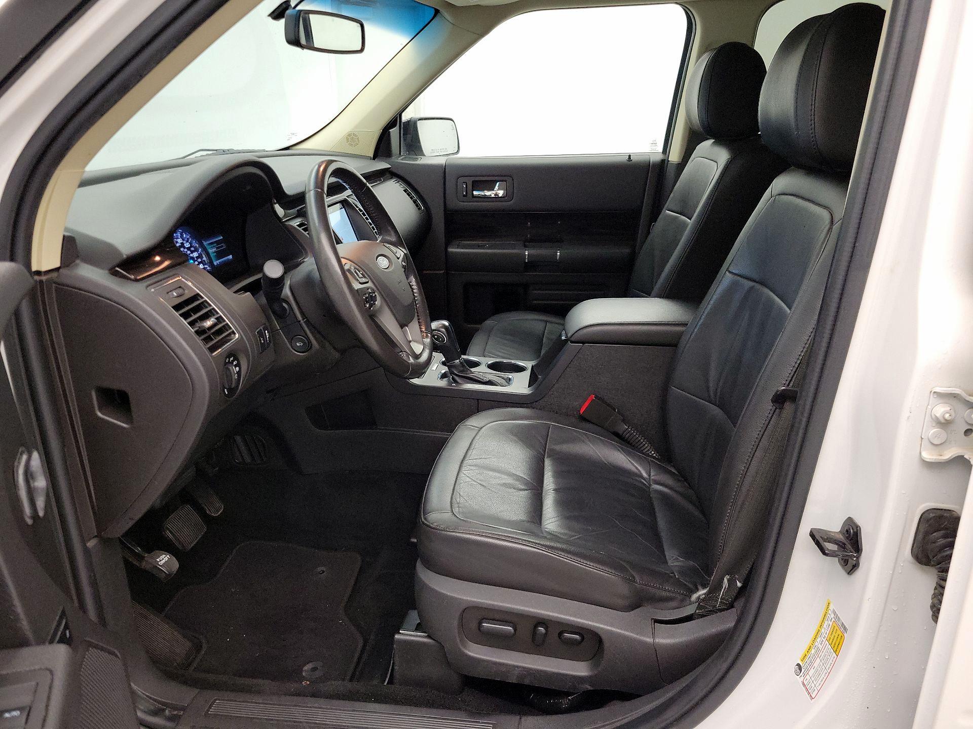Thumbnail: 2016 Ford Flex - 11