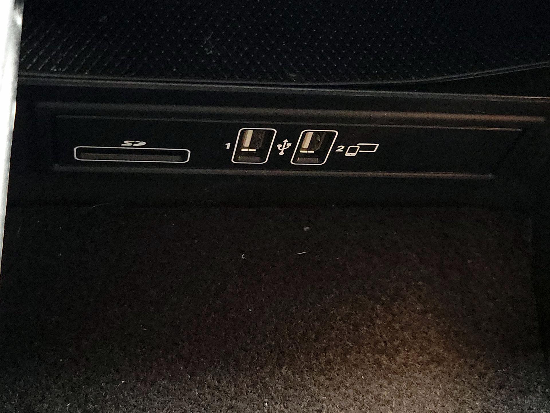 Thumbnail: 2021 Mercedes-Benz C-Class - 18