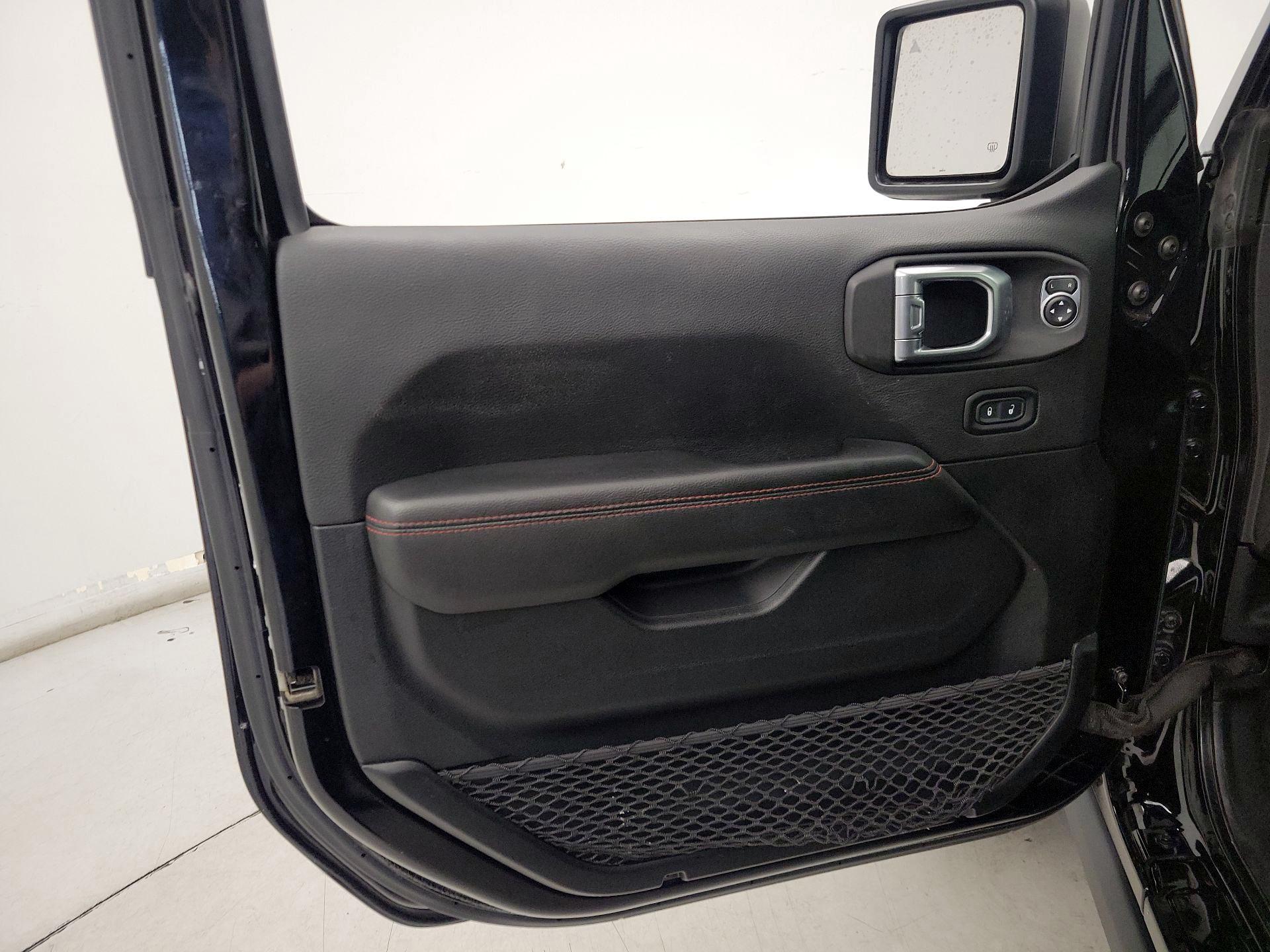 Thumbnail: 2020 Jeep Wrangler - 12