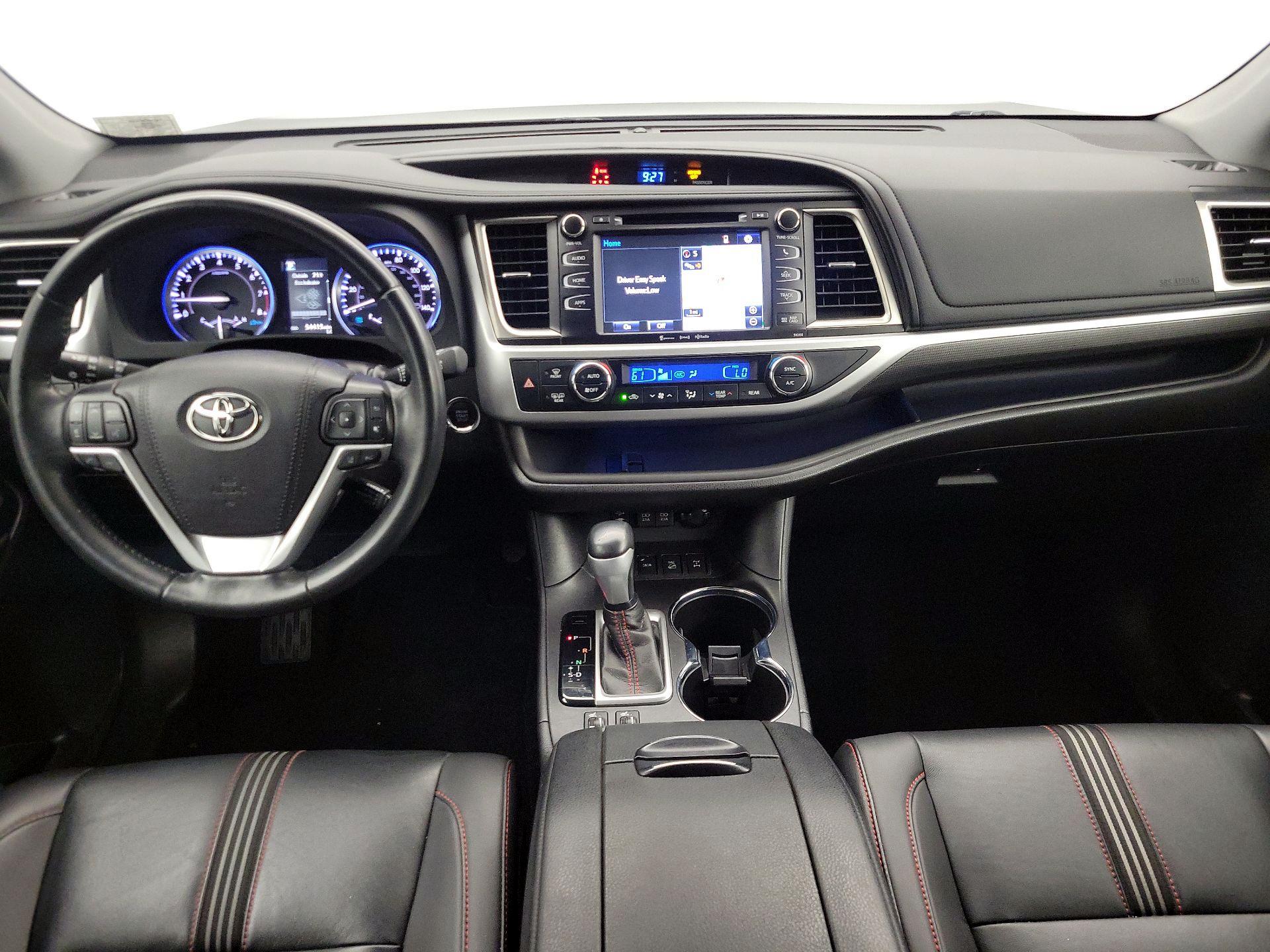 Thumbnail: 2019 Toyota Highlander - 9