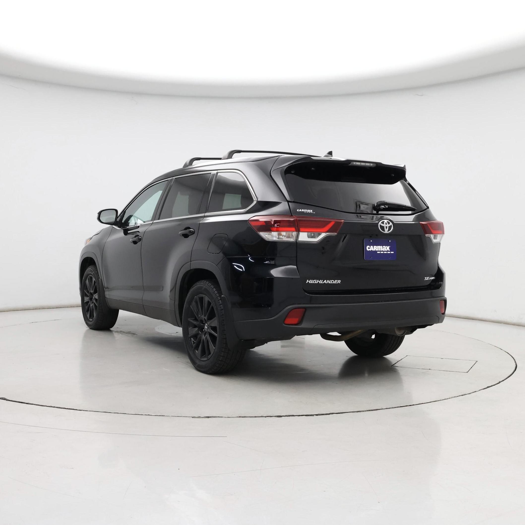Thumbnail: 2019 Toyota Highlander - 2