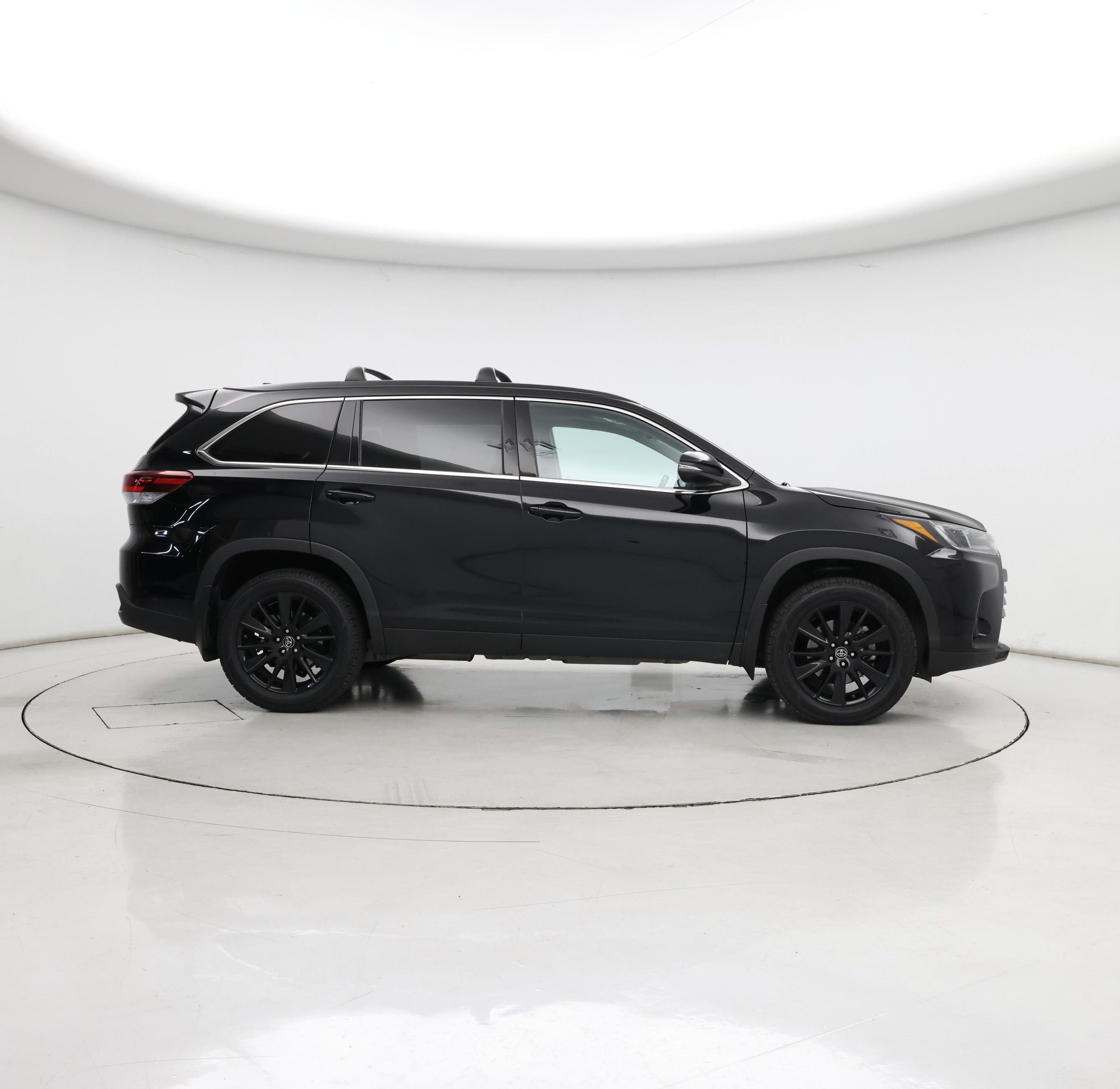 Thumbnail: 2019 Toyota Highlander - 7