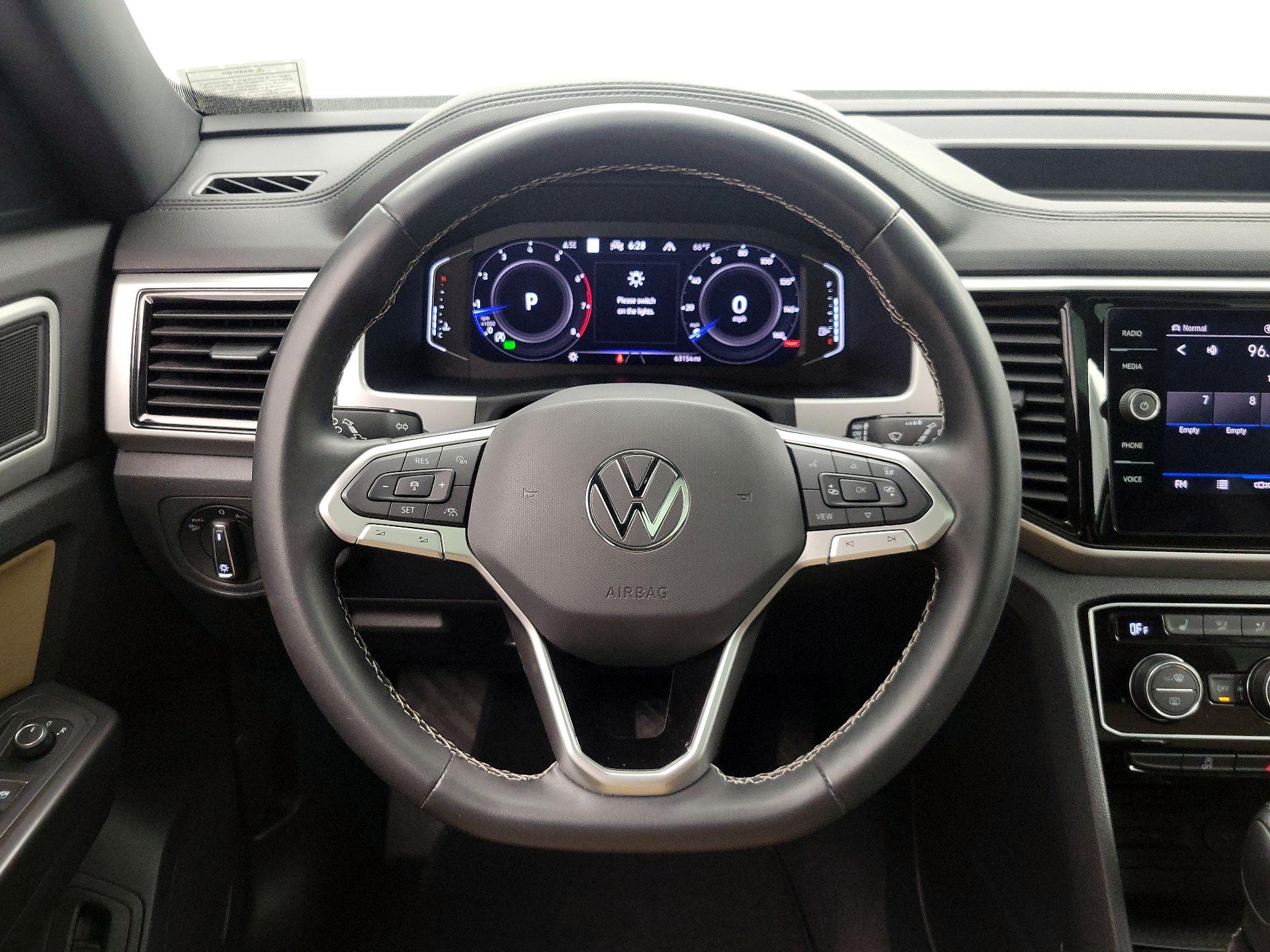 Thumbnail: 2022 Volkswagen Atlas - 10