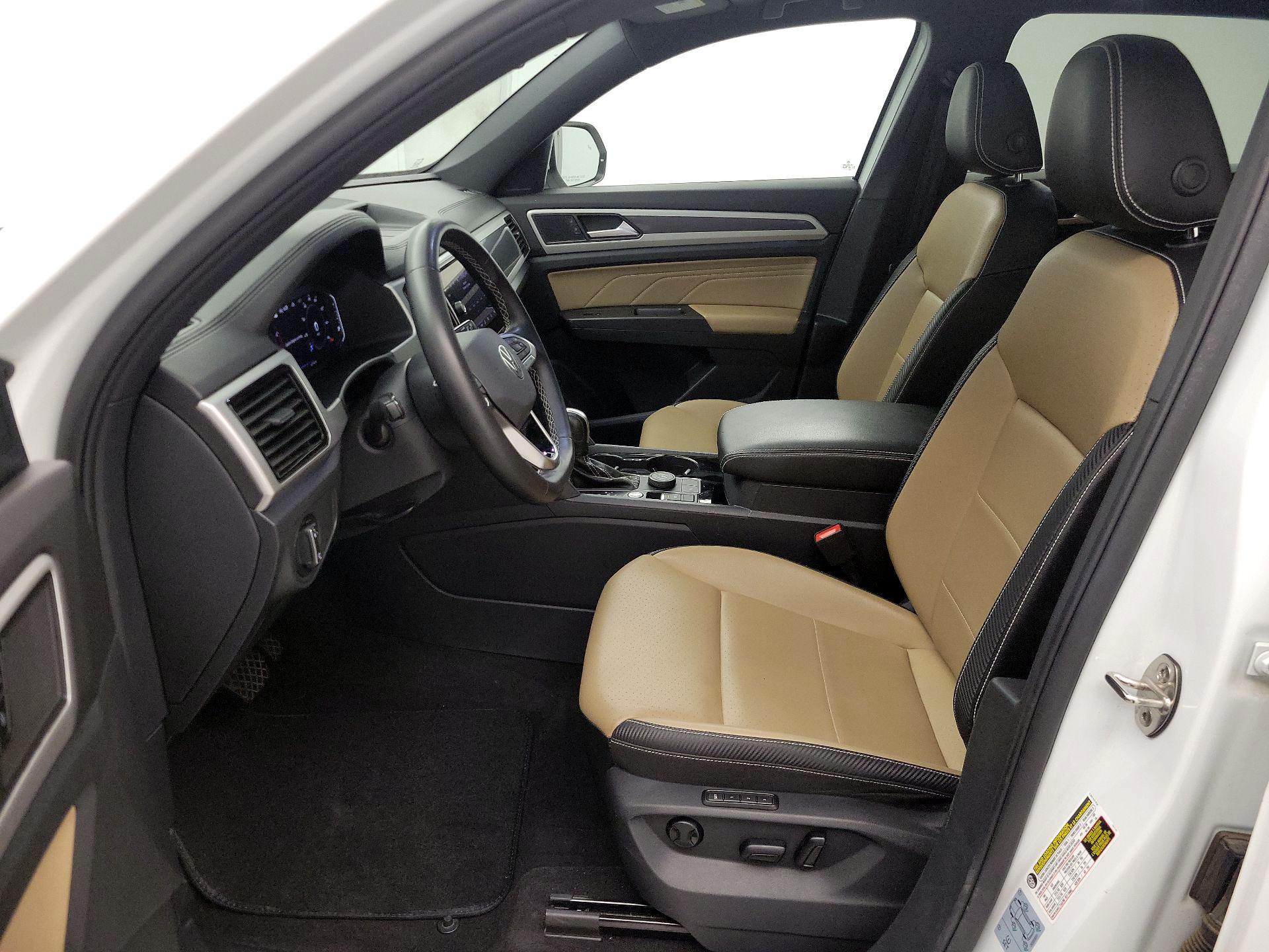 Thumbnail: 2022 Volkswagen Atlas - 11