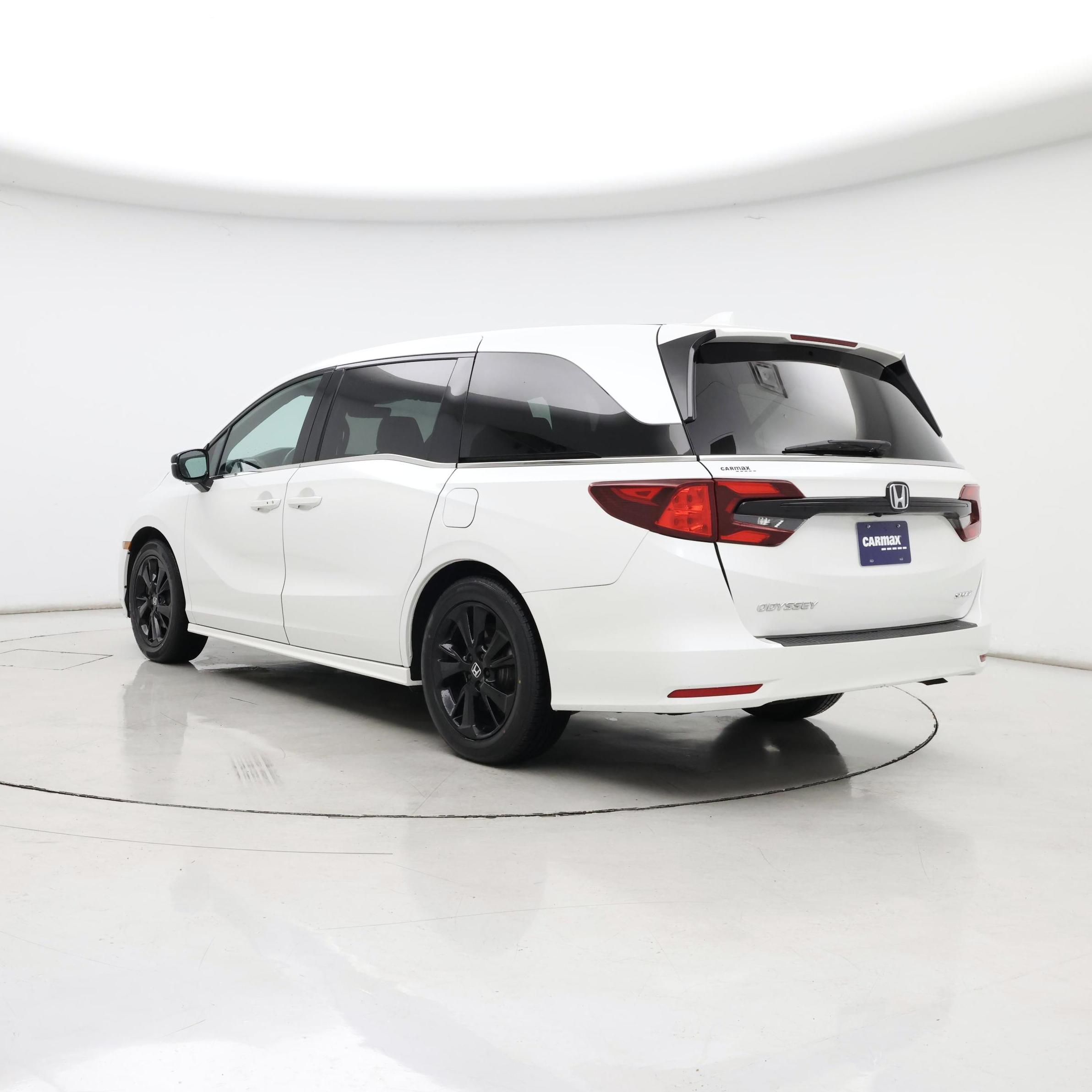 Thumbnail: 2023 Honda Odyssey - 2