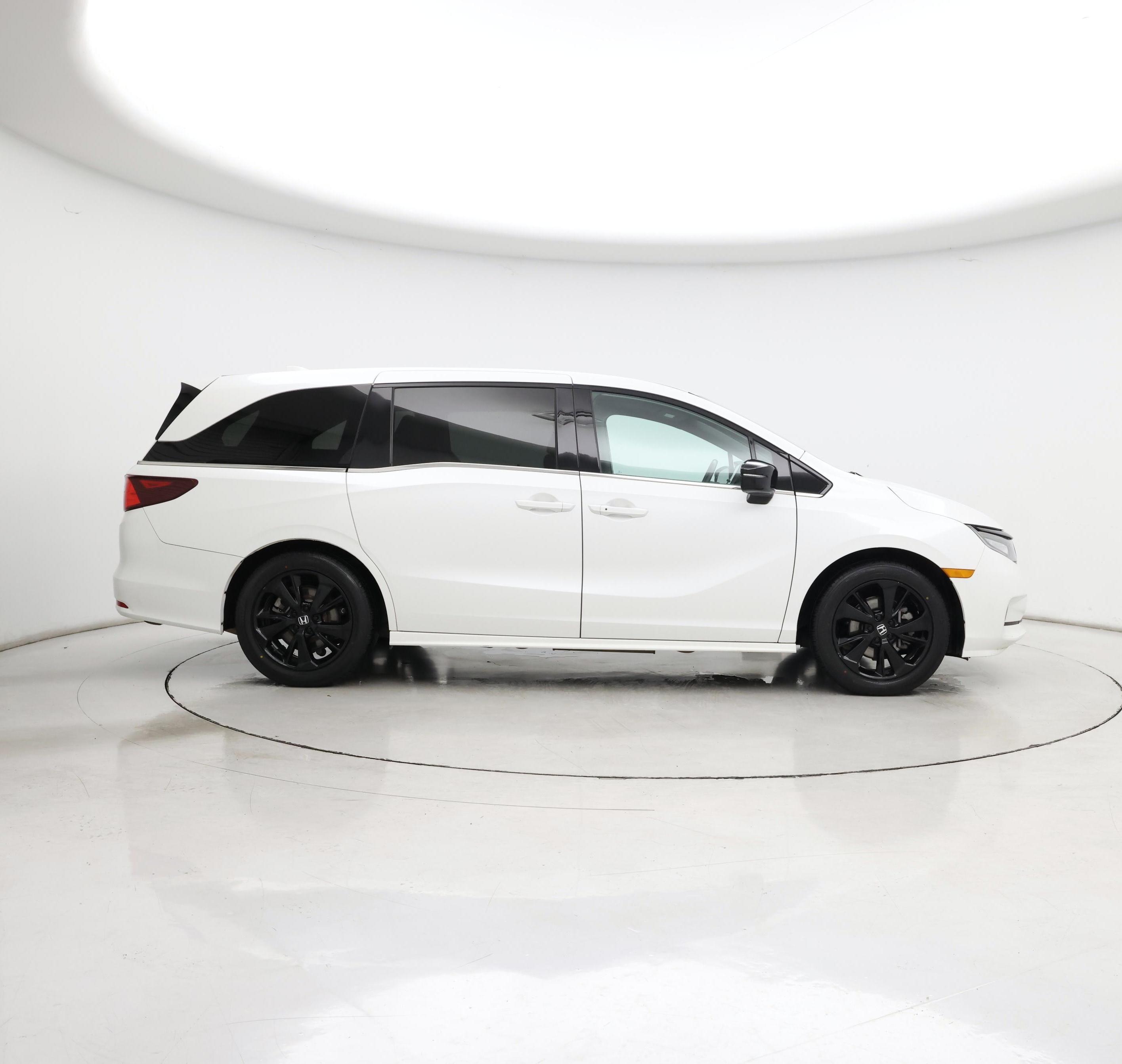 Thumbnail: 2023 Honda Odyssey - 7
