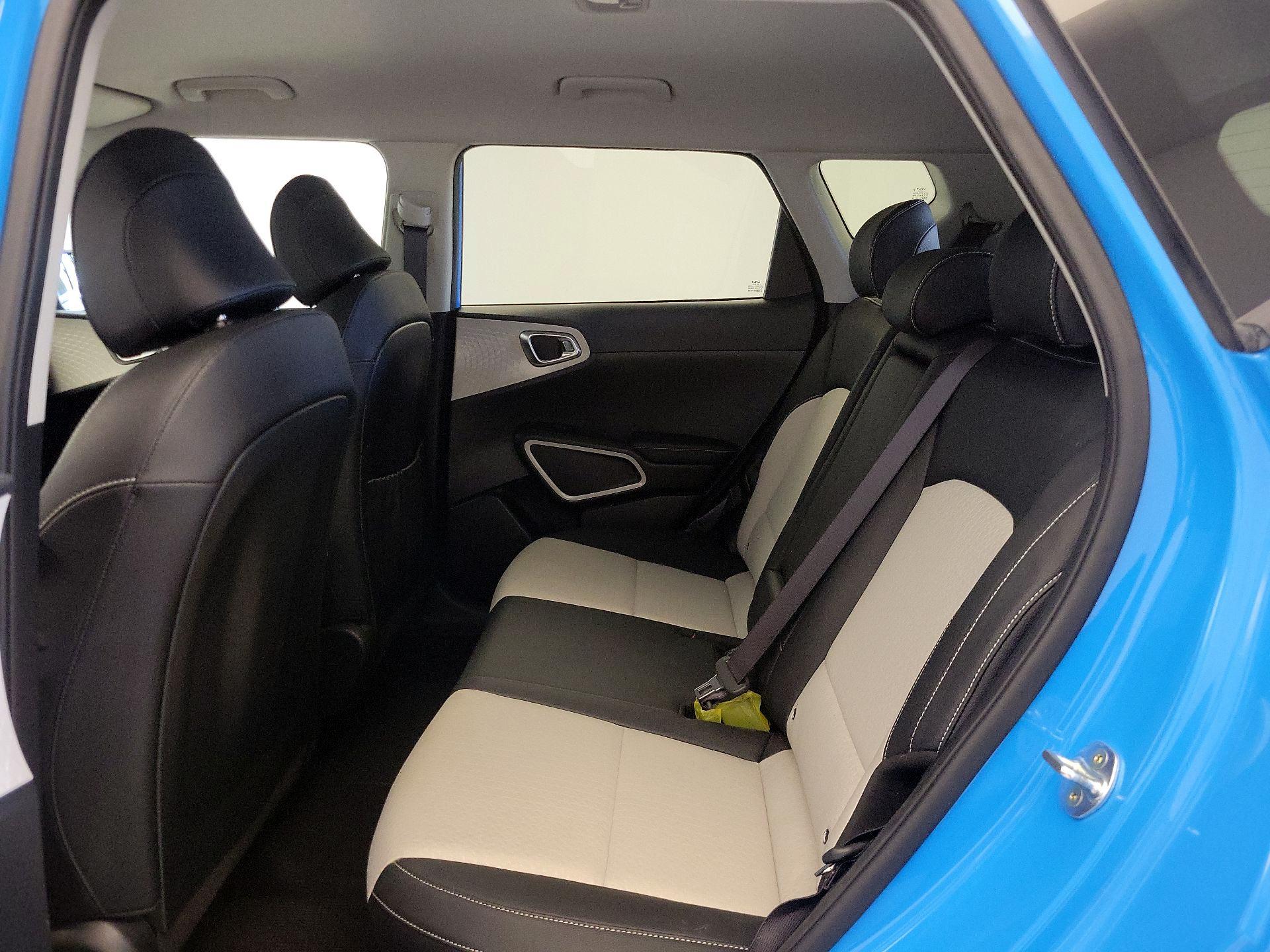 Thumbnail: 2023 Kia Soul - 20