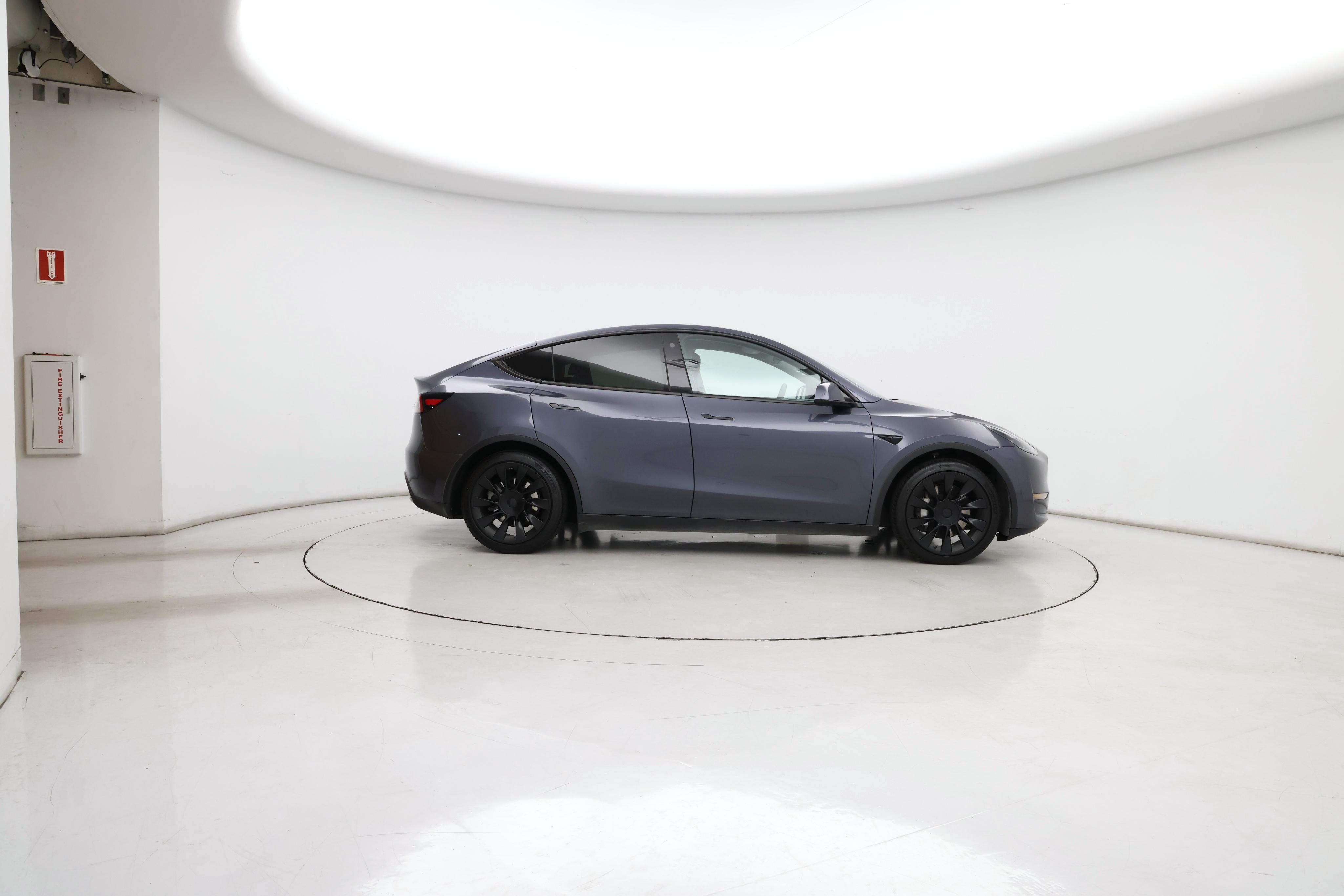 Thumbnail: 2023 Tesla Model Y - 7