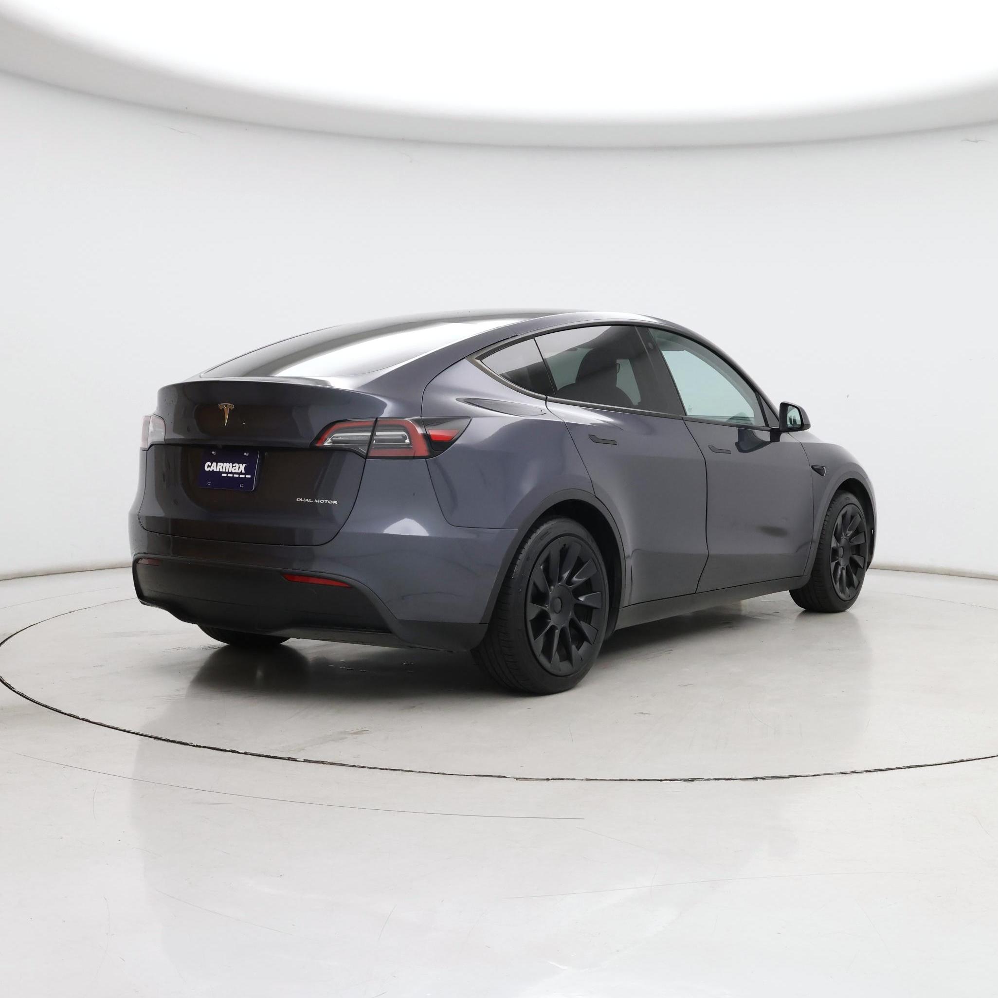 Thumbnail: 2023 Tesla Model Y - 8