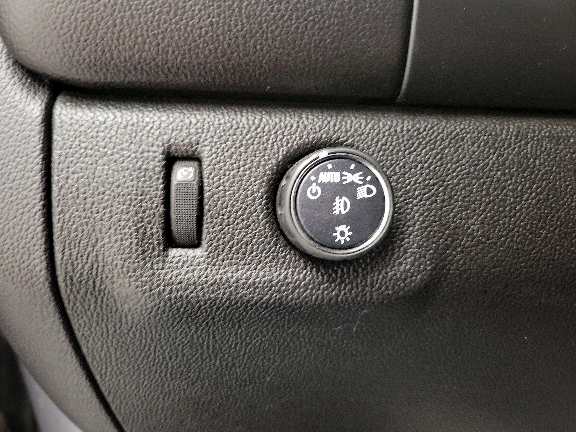 Thumbnail: 2019 GMC Canyon - 13