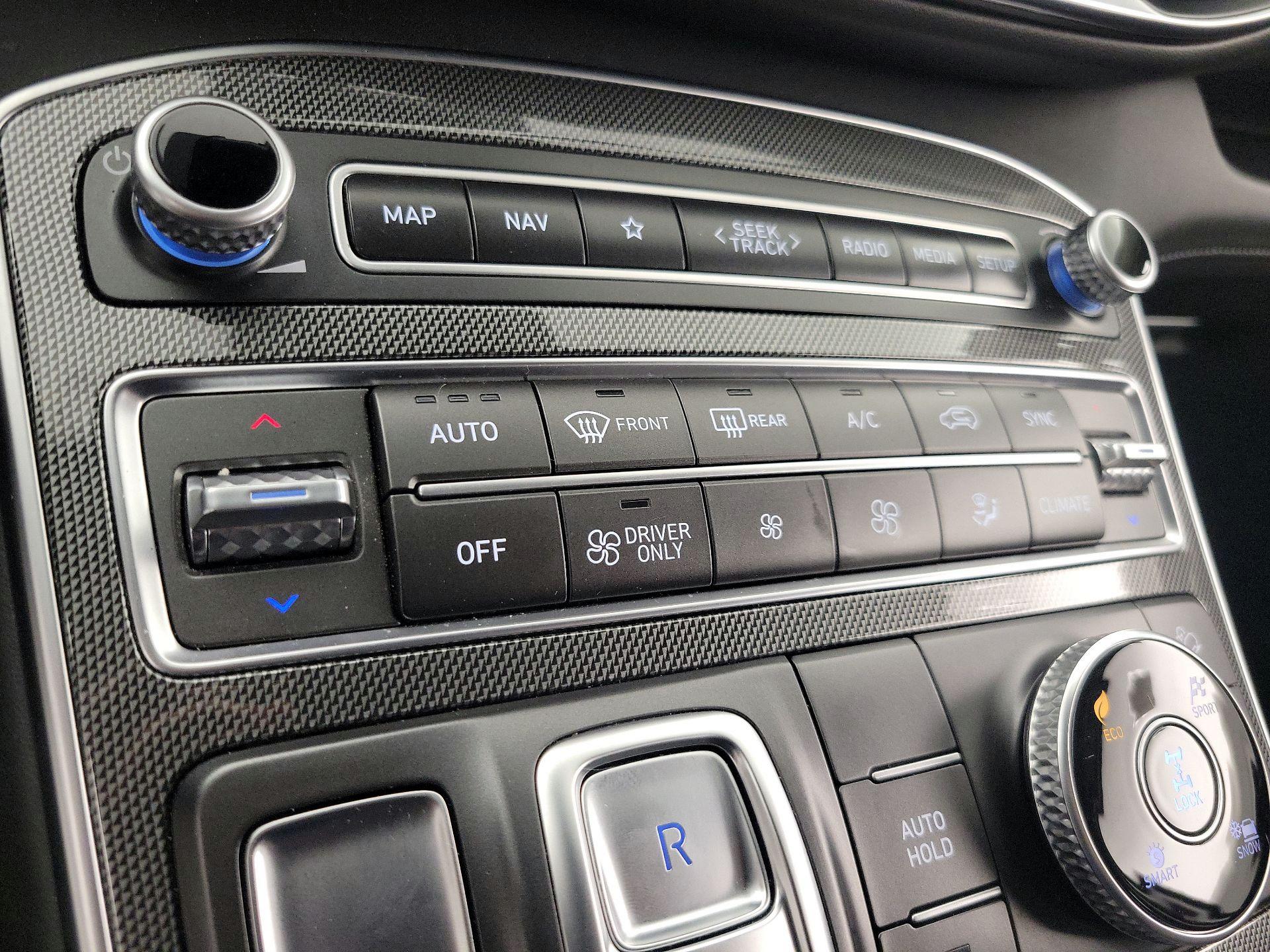 Thumbnail: 2023 Hyundai Santa Fe - 17