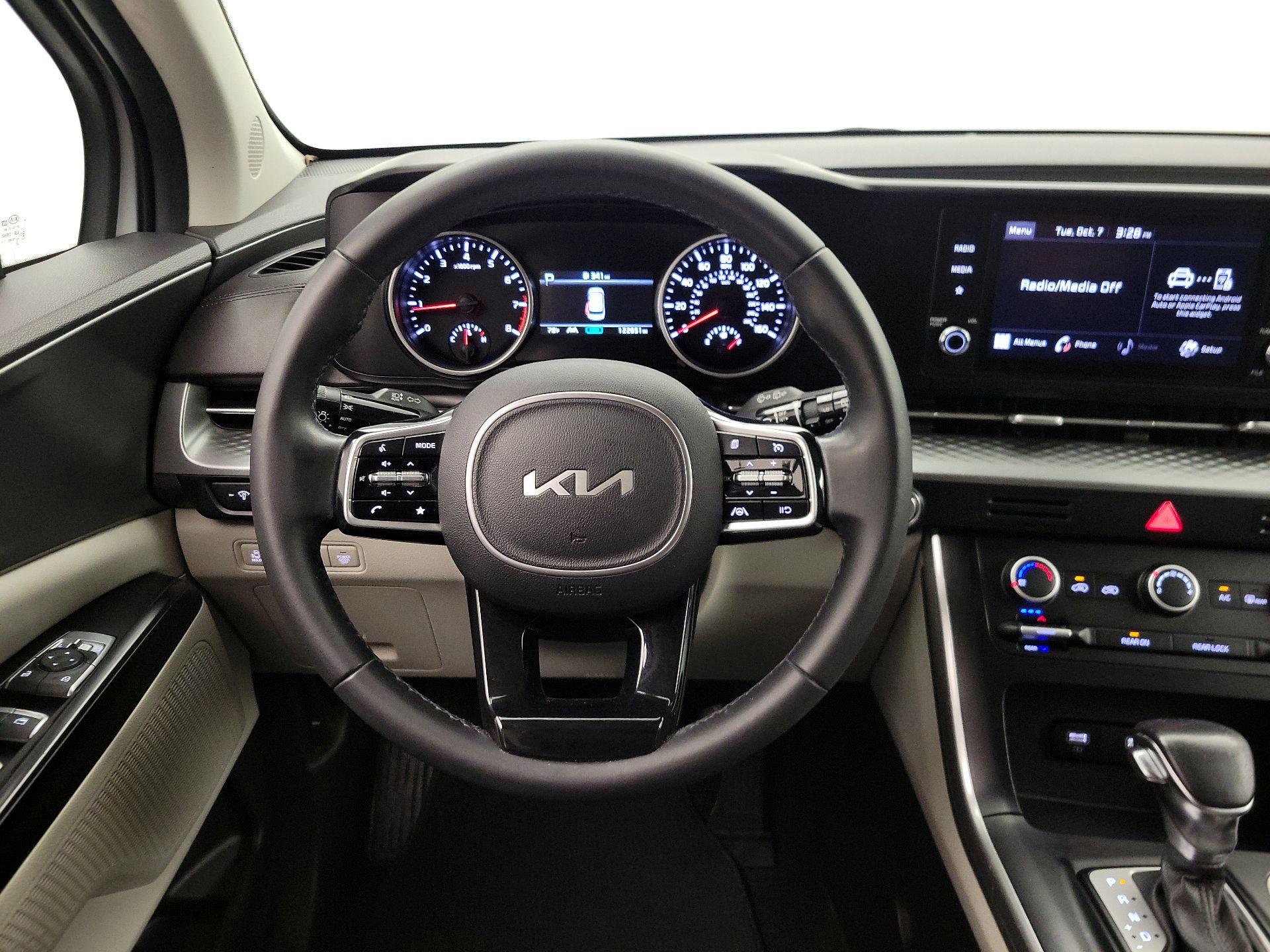 Thumbnail: 2022 Kia Carnival - 10