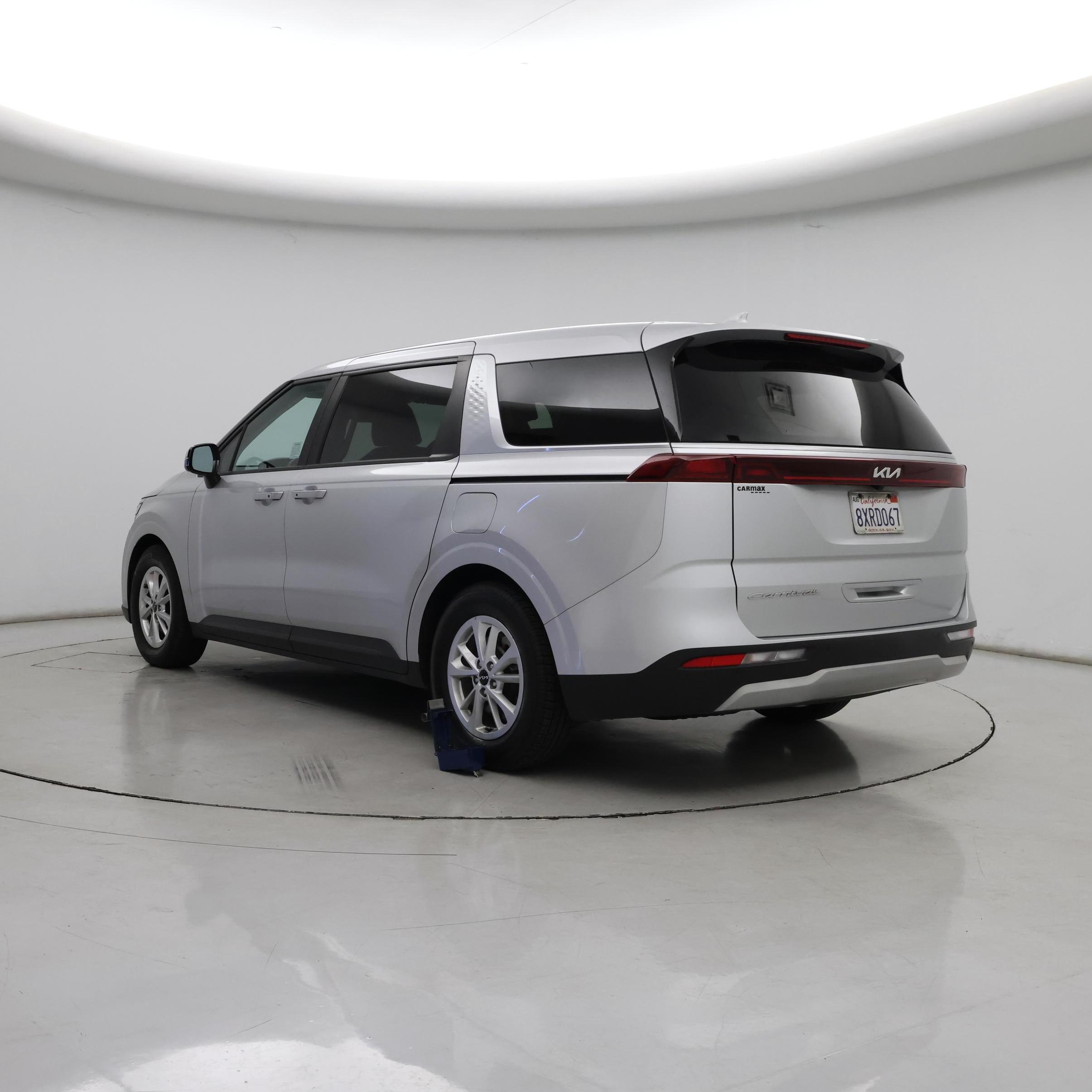 Thumbnail: 2022 Kia Carnival - 2