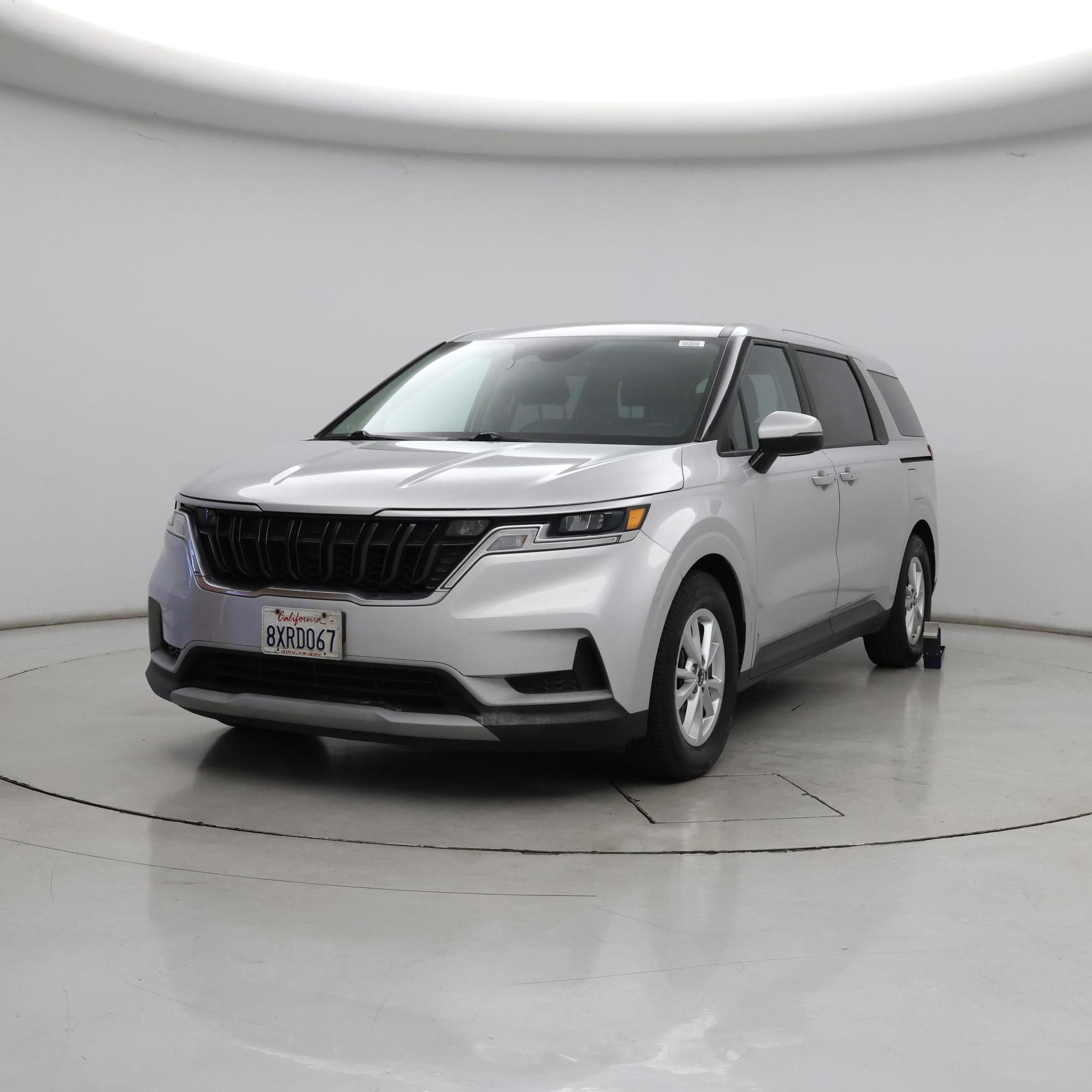 Thumbnail: 2022 Kia Carnival - 4