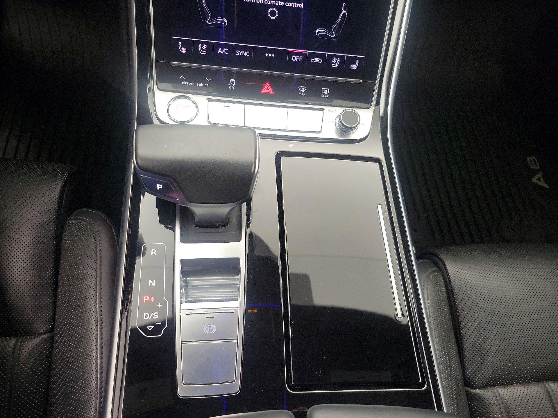 Thumbnail: 2019 Audi A8 - 18
