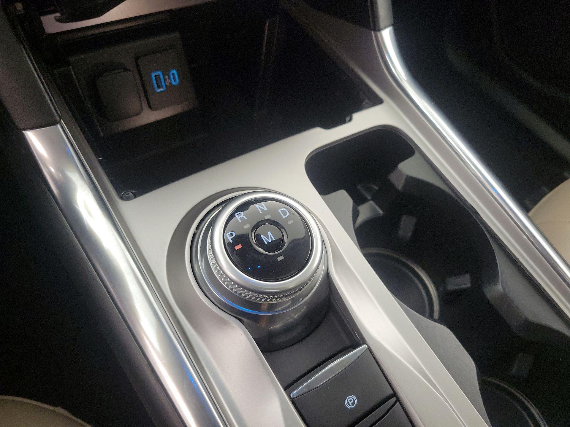 Thumbnail: 2020 Ford Explorer - 18