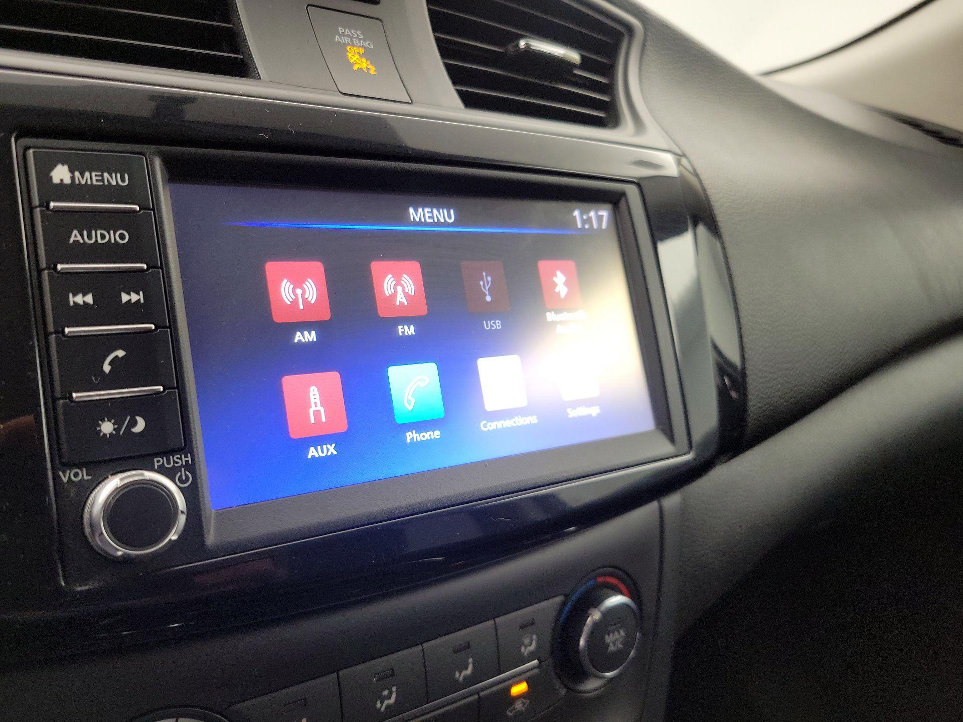Thumbnail: 2019 Nissan Sentra - 15