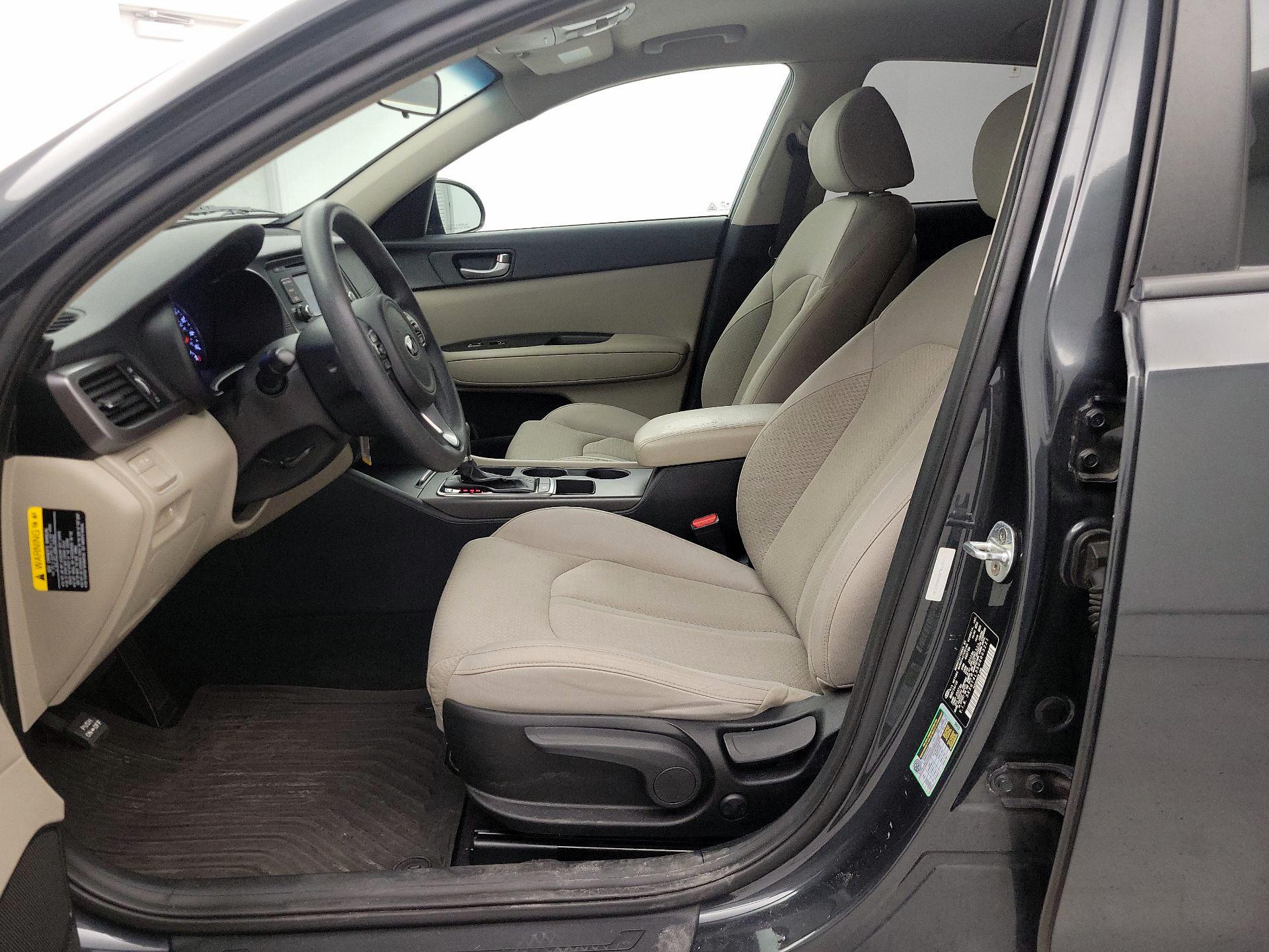 Thumbnail: 2016 Kia Optima - 11