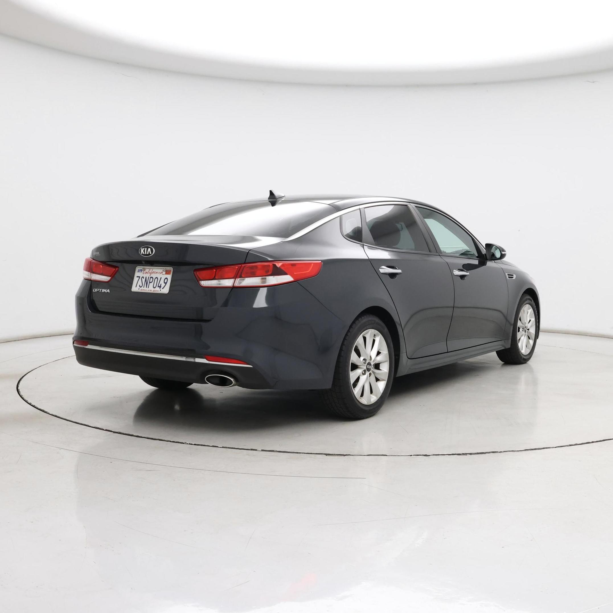 Thumbnail: 2016 Kia Optima - 8