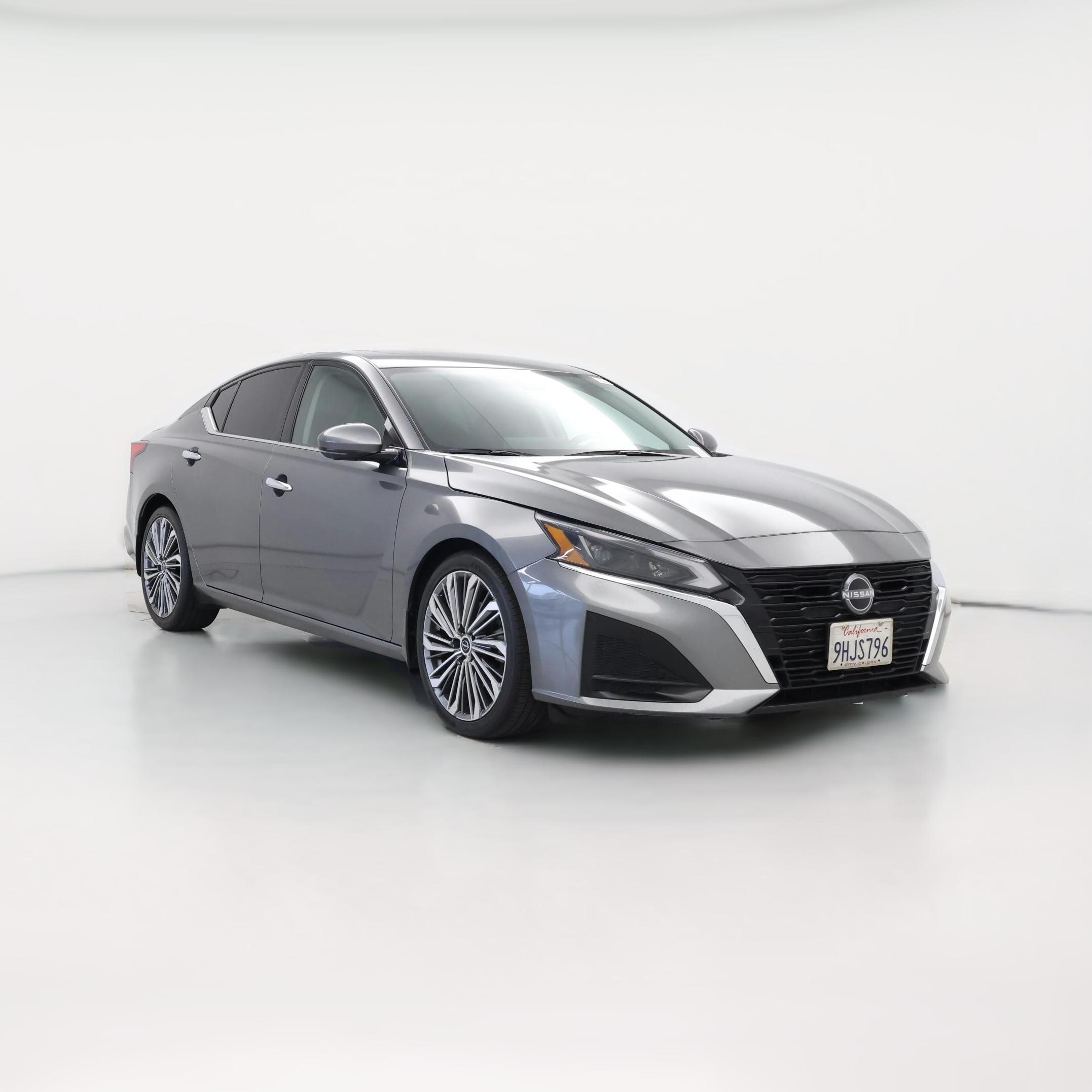 Thumbnail: 2023 Nissan Altima - 1