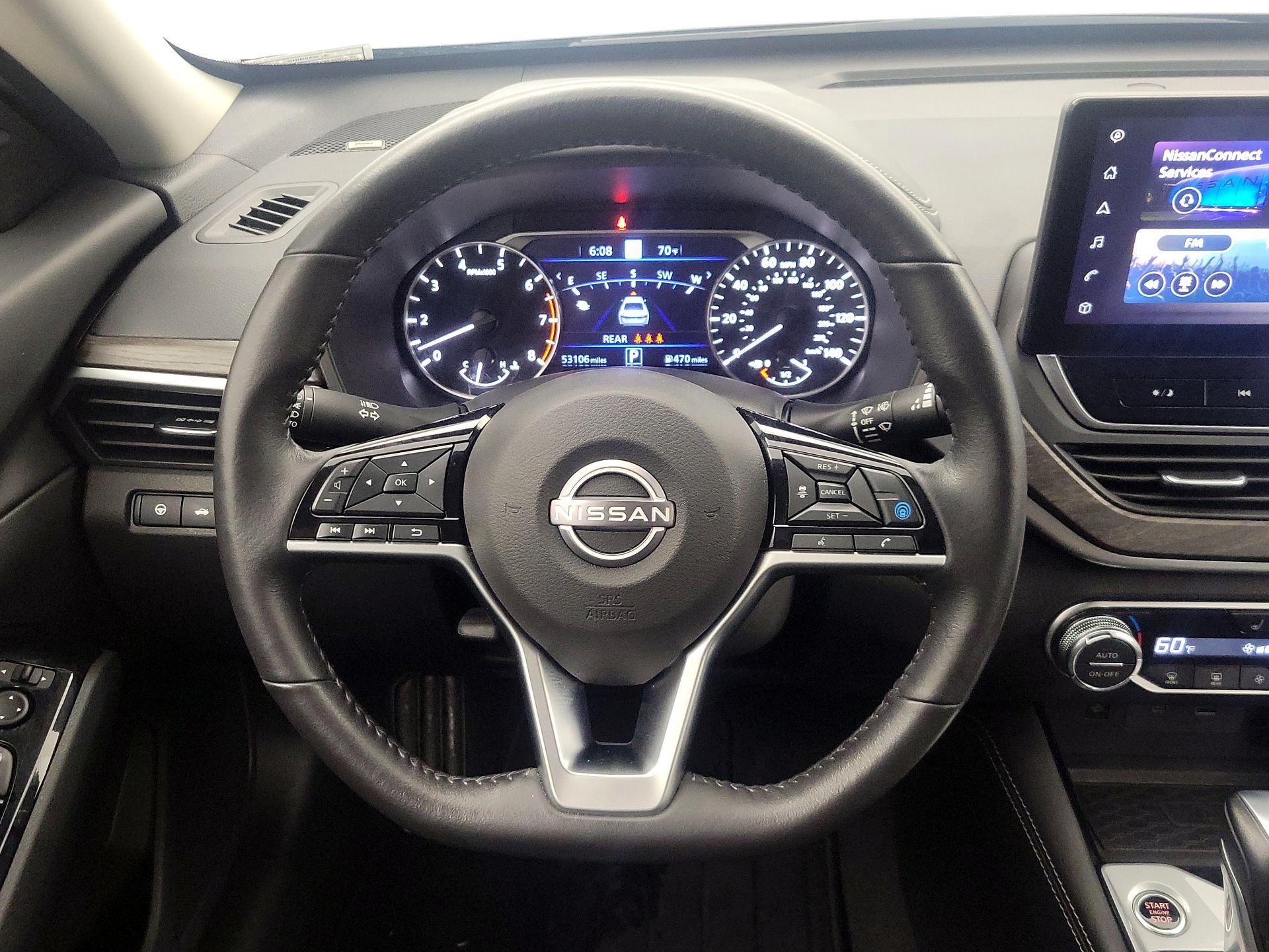Thumbnail: 2023 Nissan Altima - 10