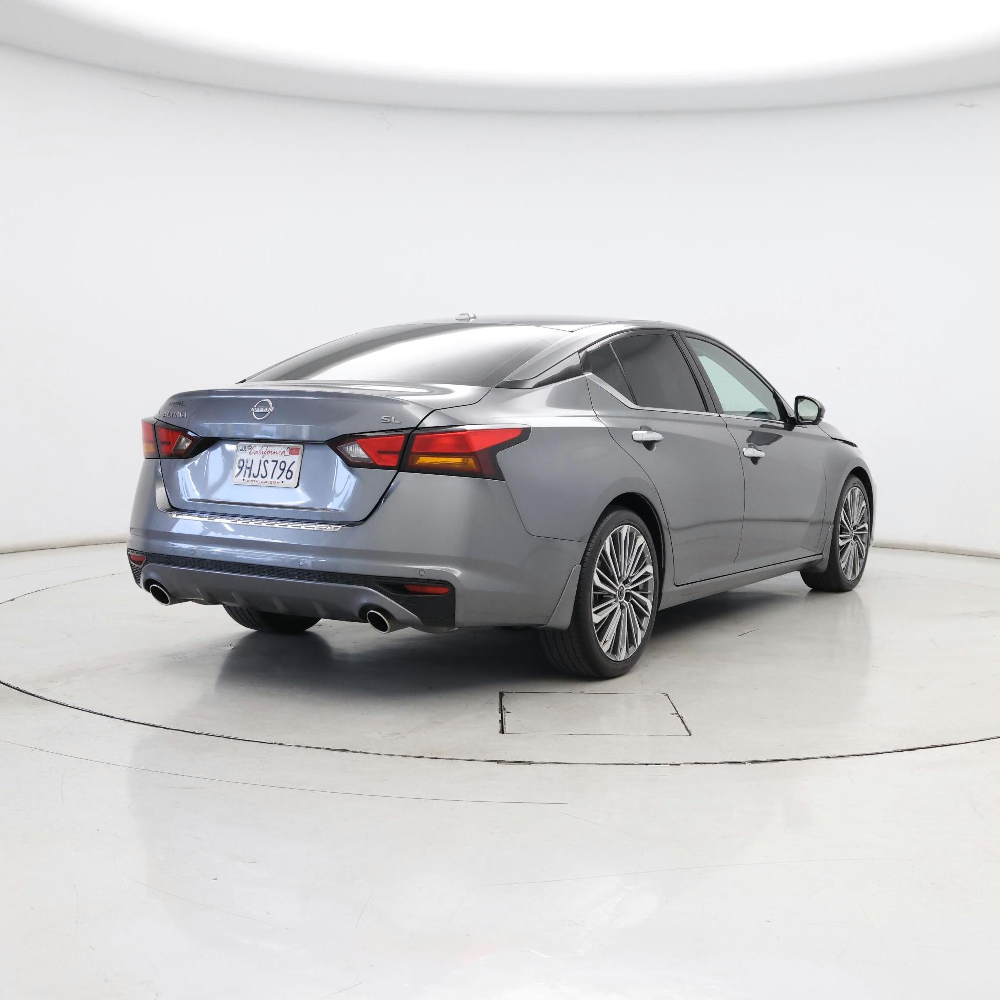 Thumbnail: 2023 Nissan Altima - 8