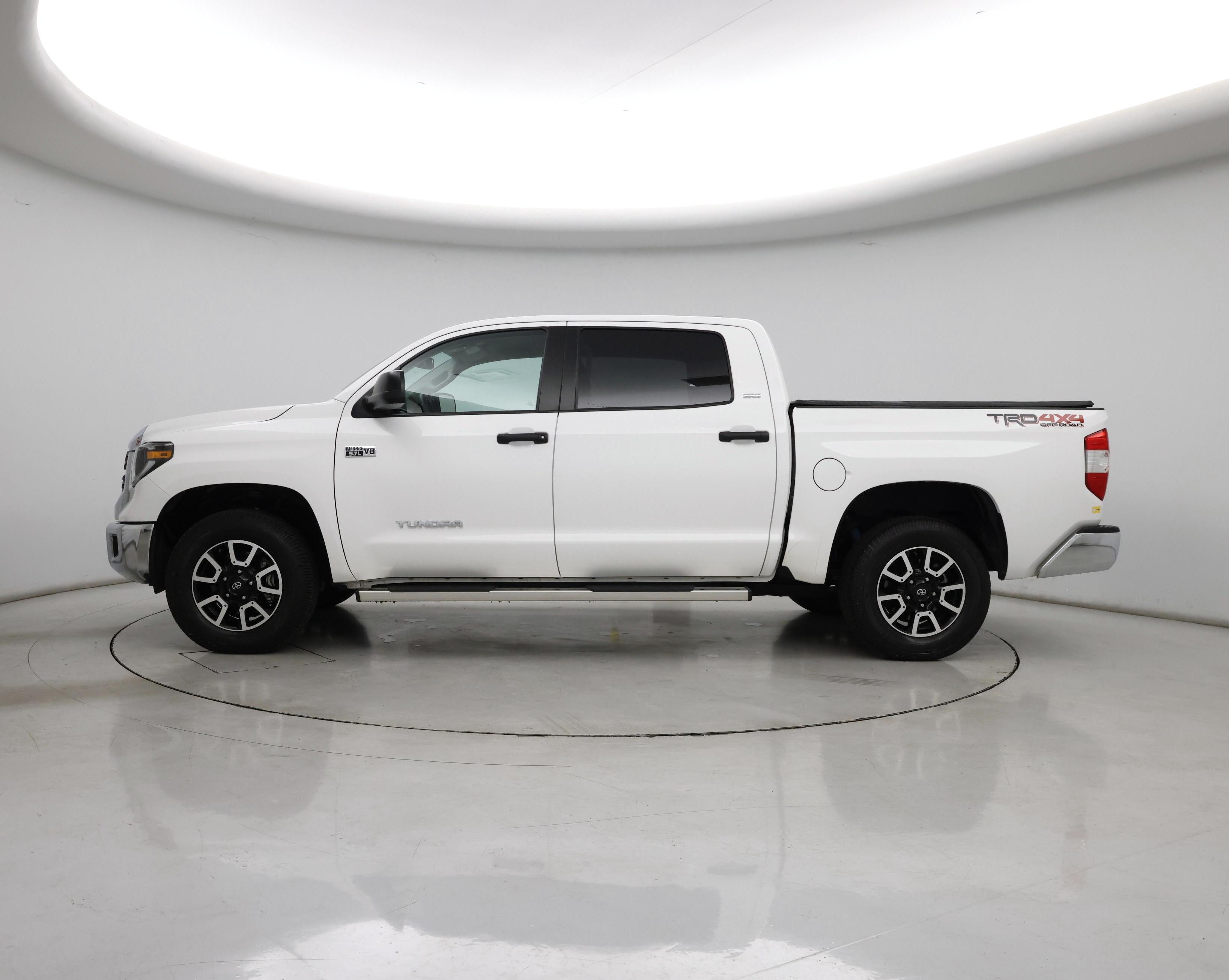 Thumbnail: 2021 Toyota Tundra - 3