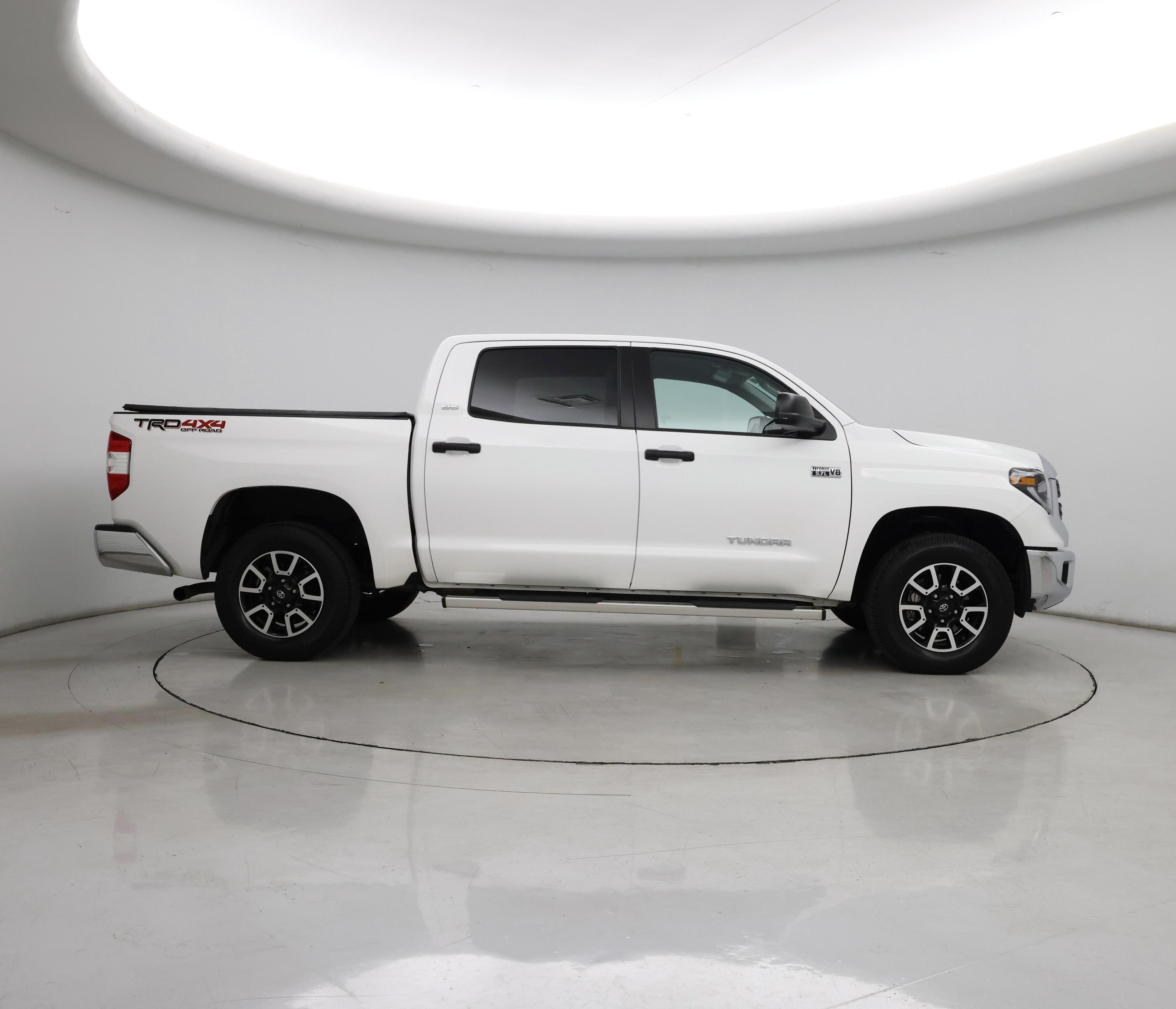 Thumbnail: 2021 Toyota Tundra - 7