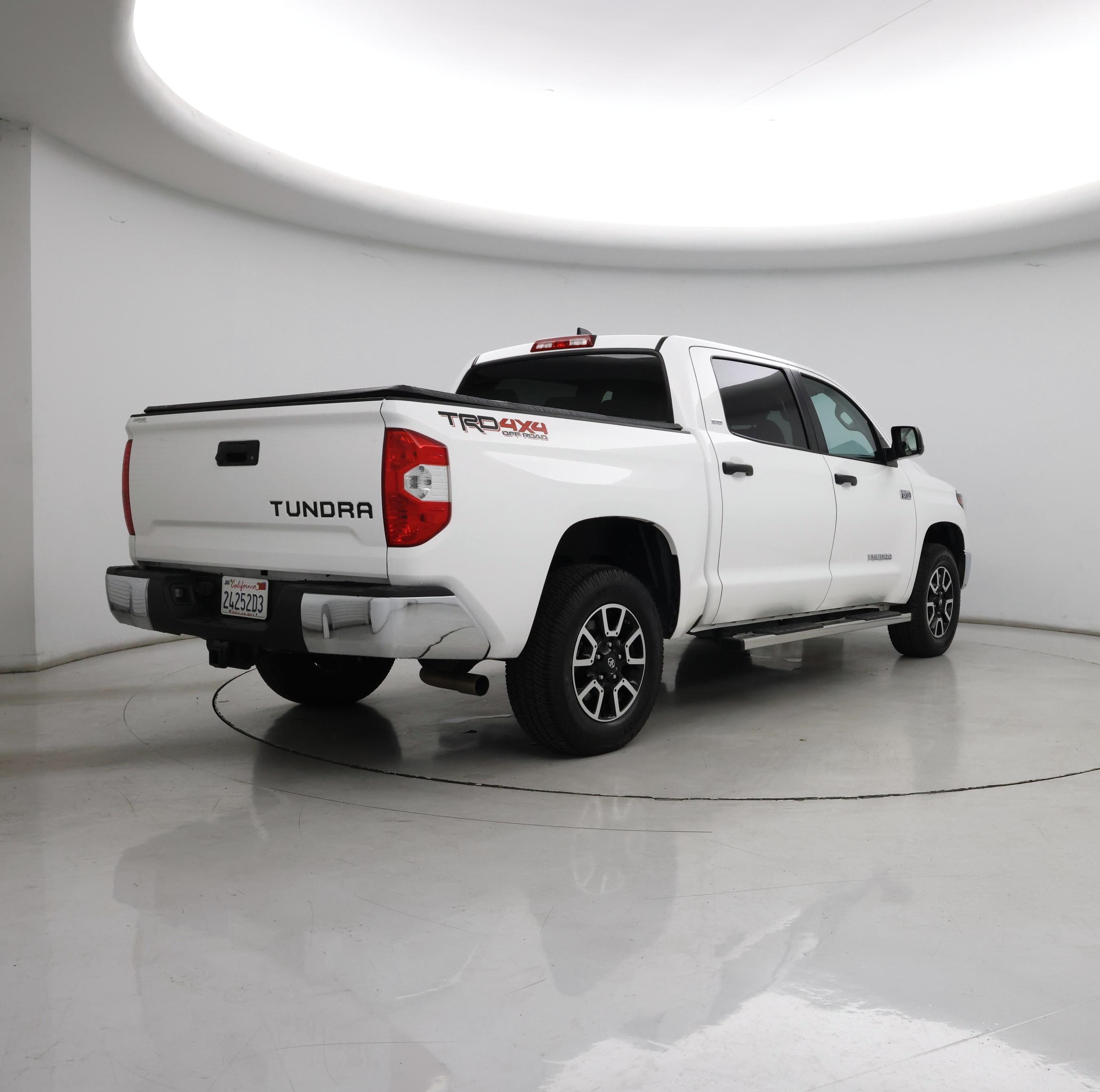 Thumbnail: 2021 Toyota Tundra - 8