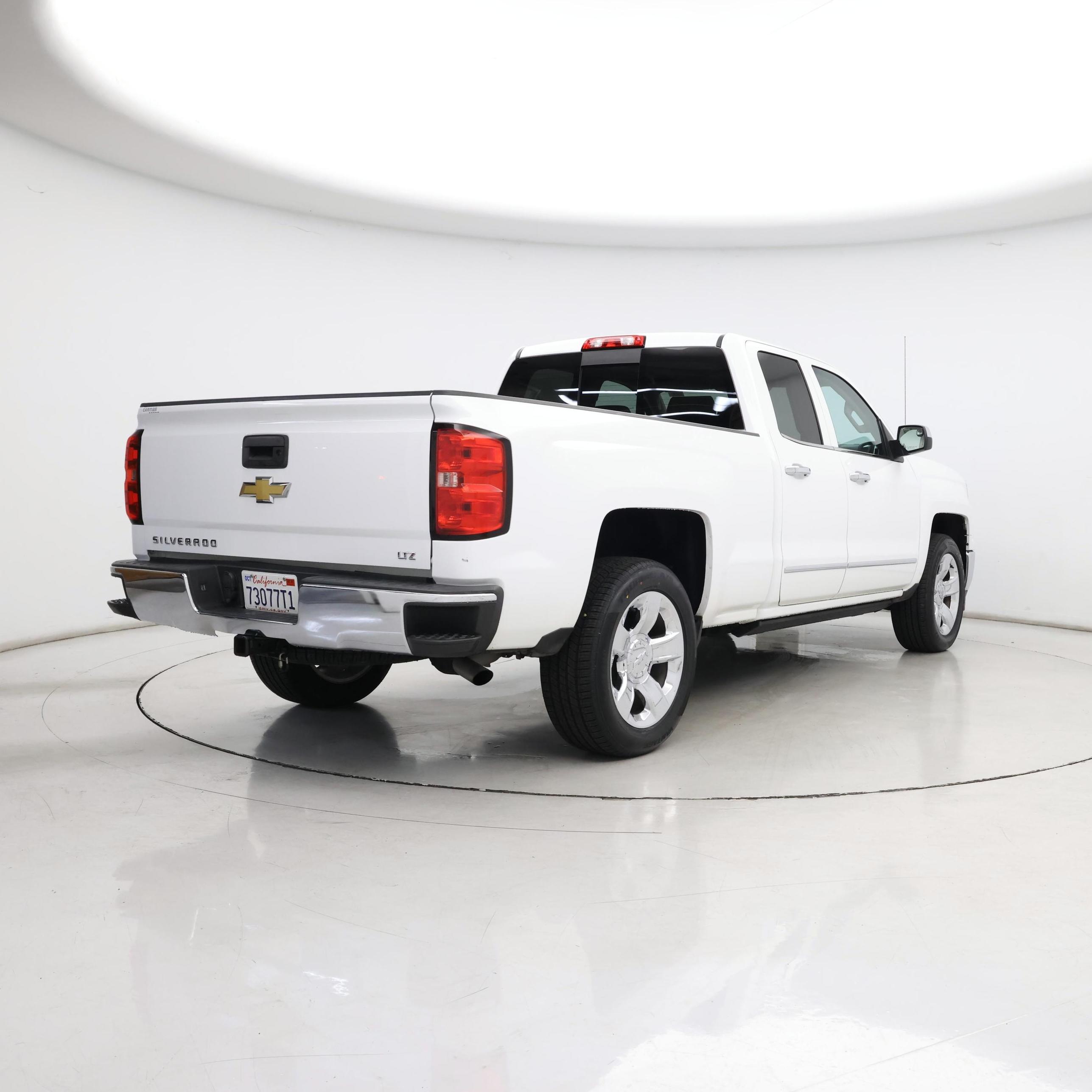 Thumbnail: 2015 Chevrolet Silverado 1500 - 8