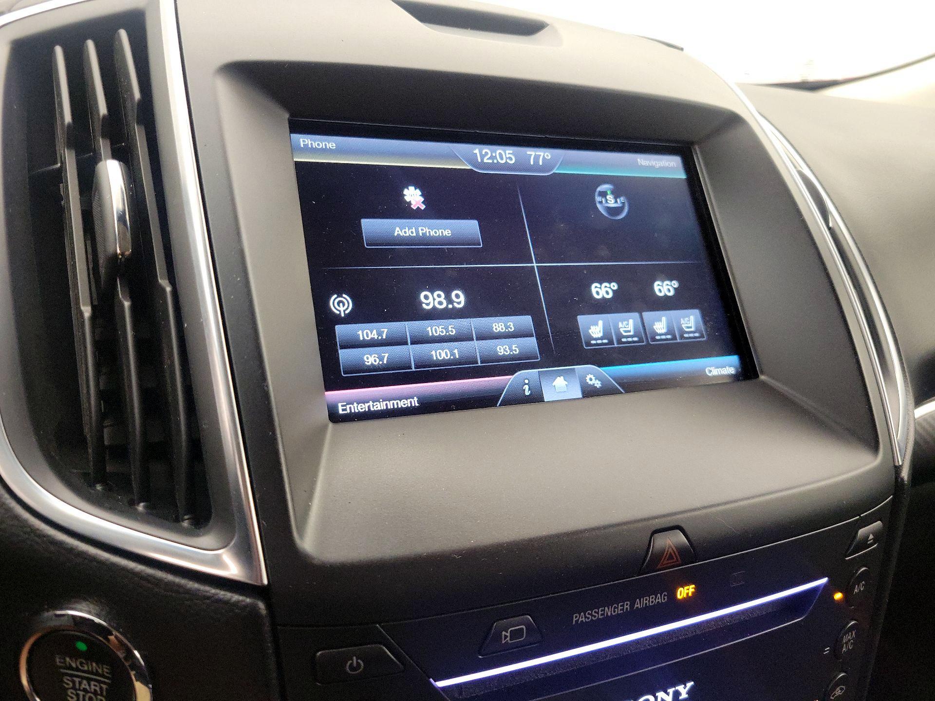 Thumbnail: 2015 Ford Edge - 16