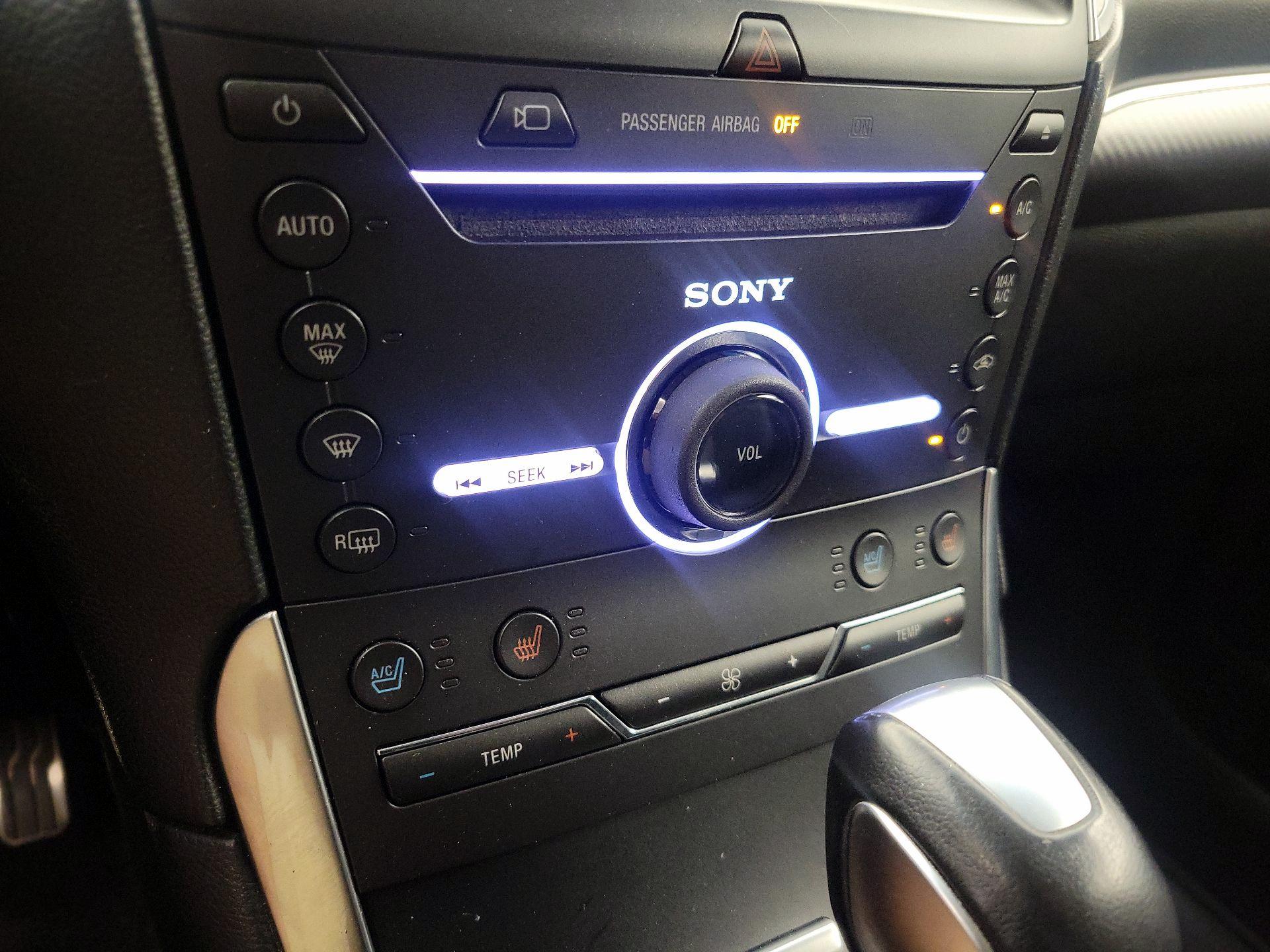Thumbnail: 2015 Ford Edge - 17