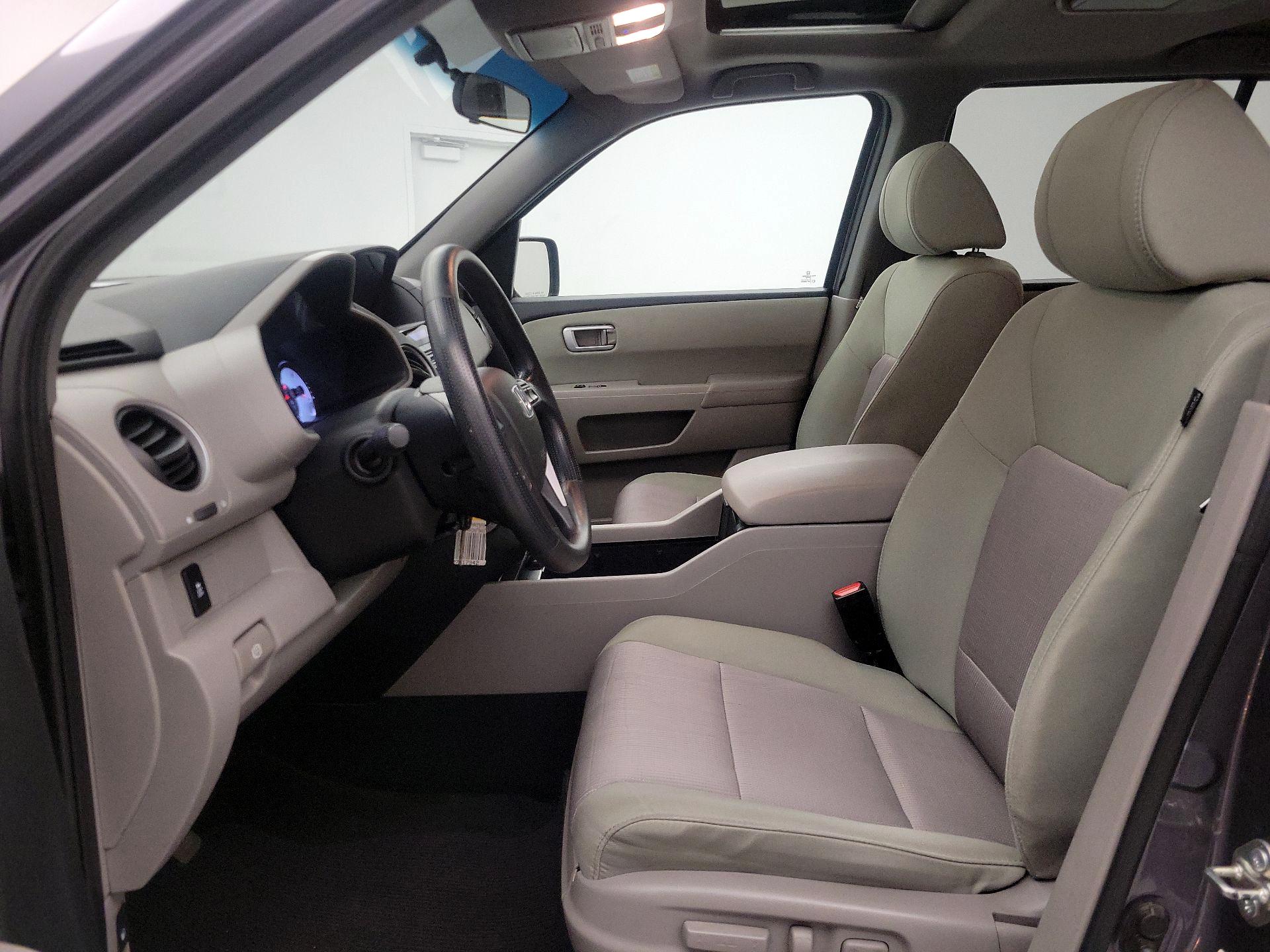 Thumbnail: 2015 Honda Pilot - 11
