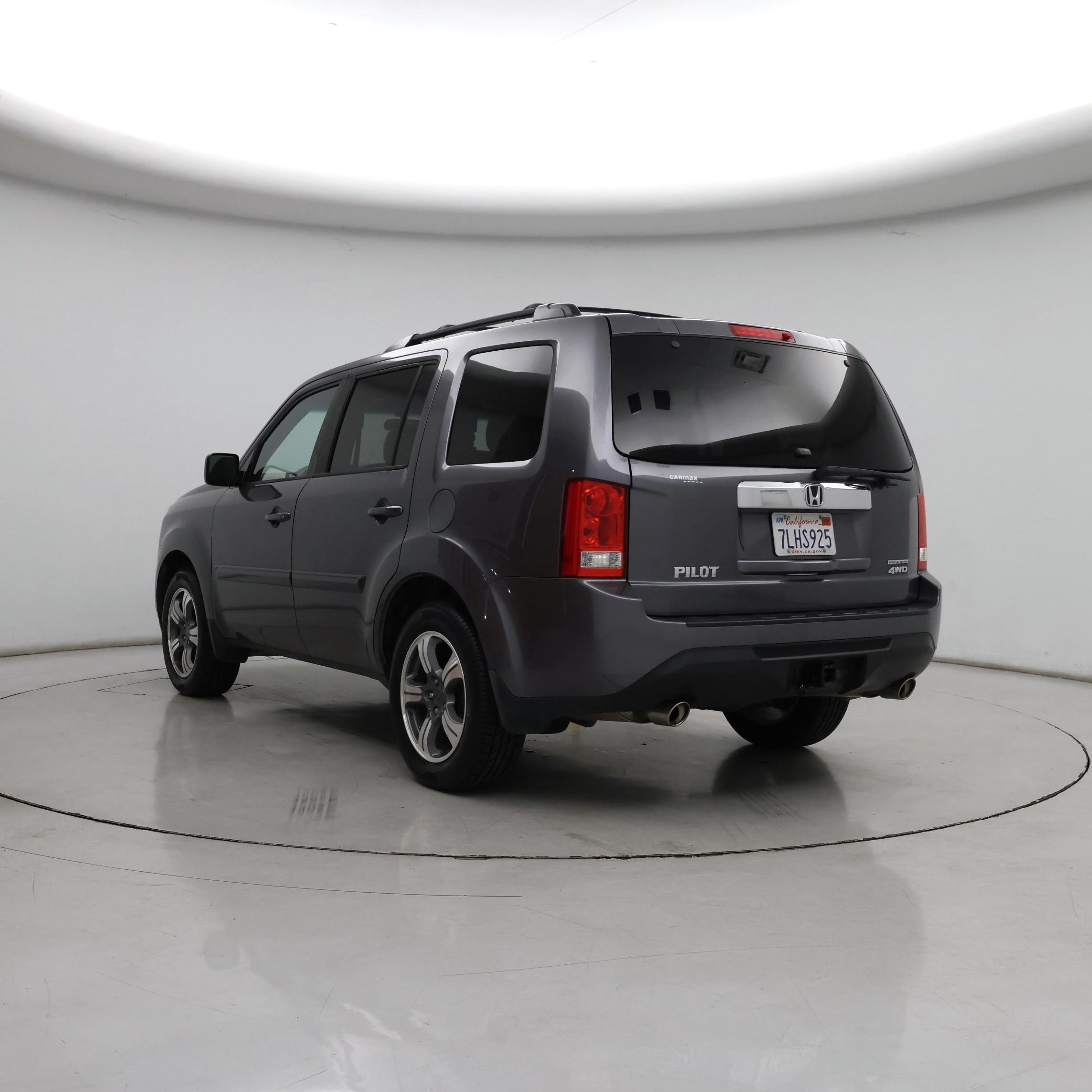 Thumbnail: 2015 Honda Pilot - 2