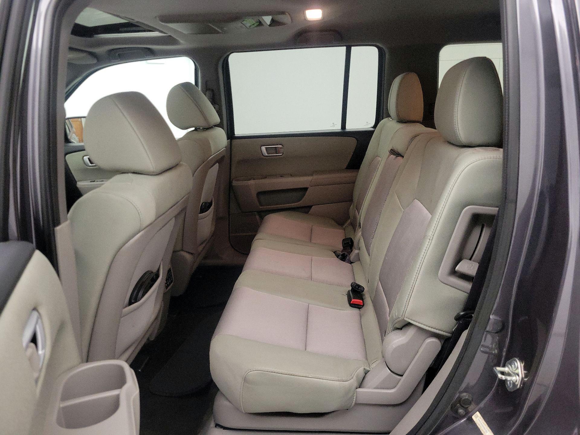 Thumbnail: 2015 Honda Pilot - 19