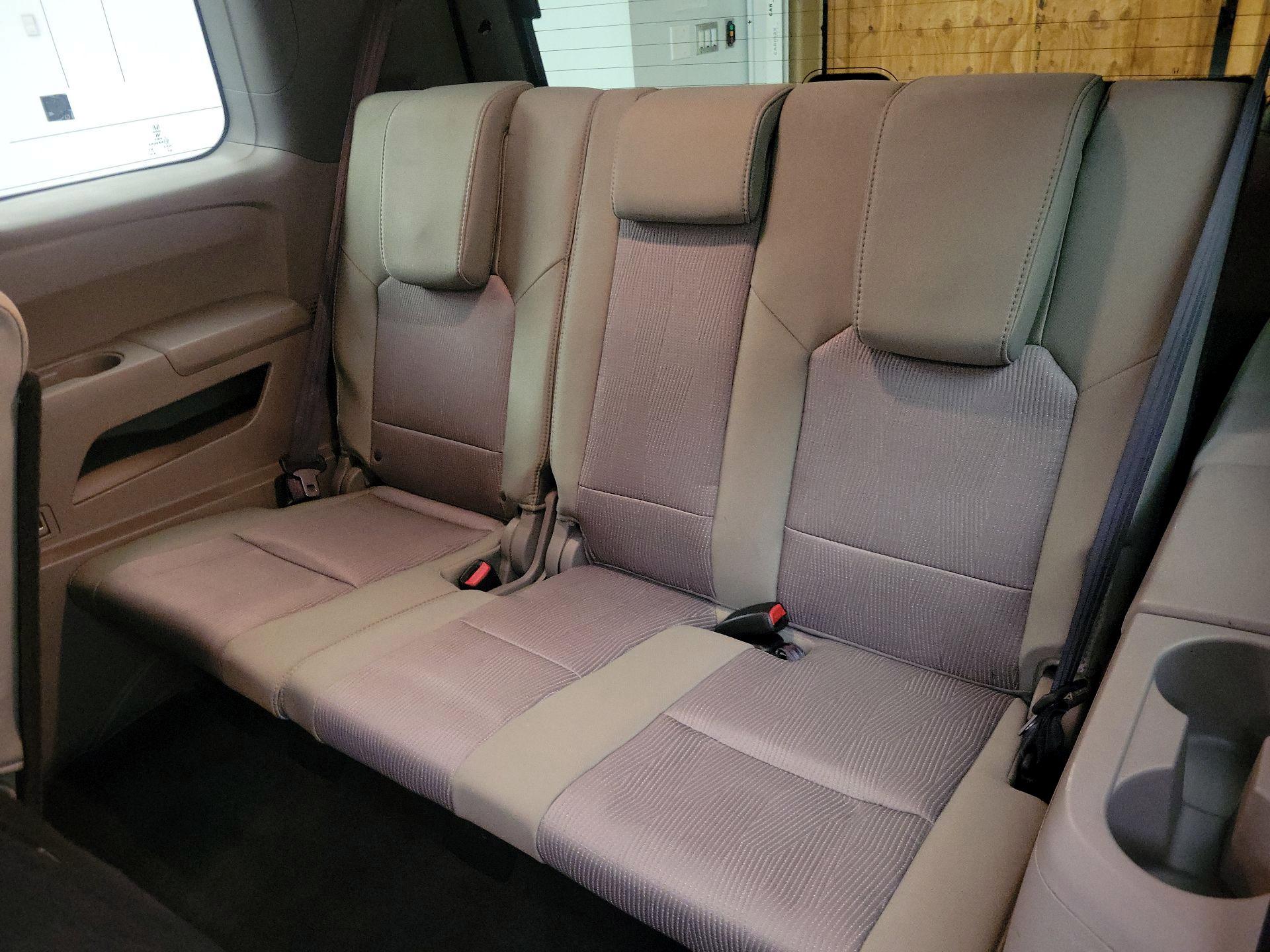 Thumbnail: 2015 Honda Pilot - 20