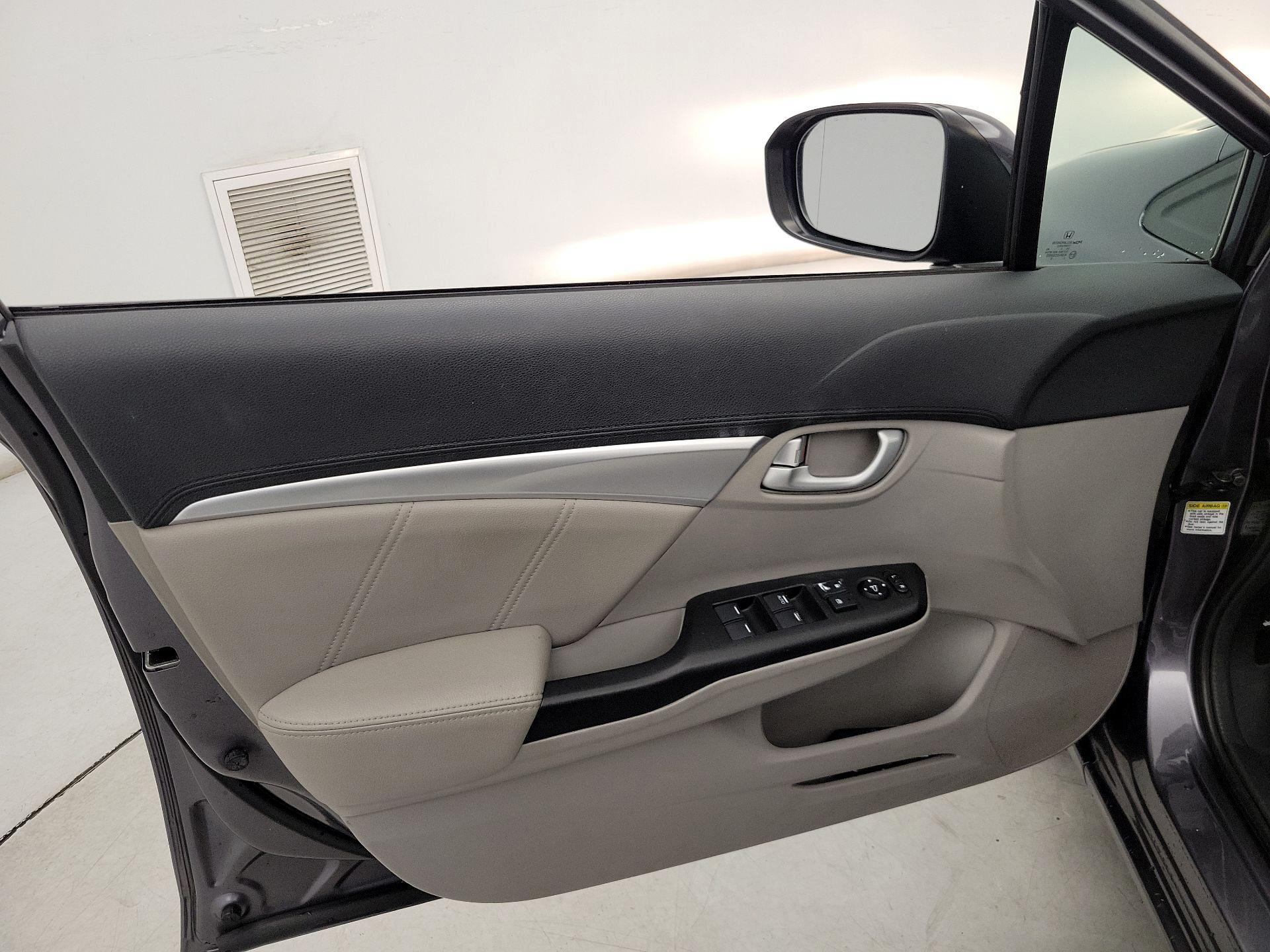 Thumbnail: 2015 Honda Civic - 12
