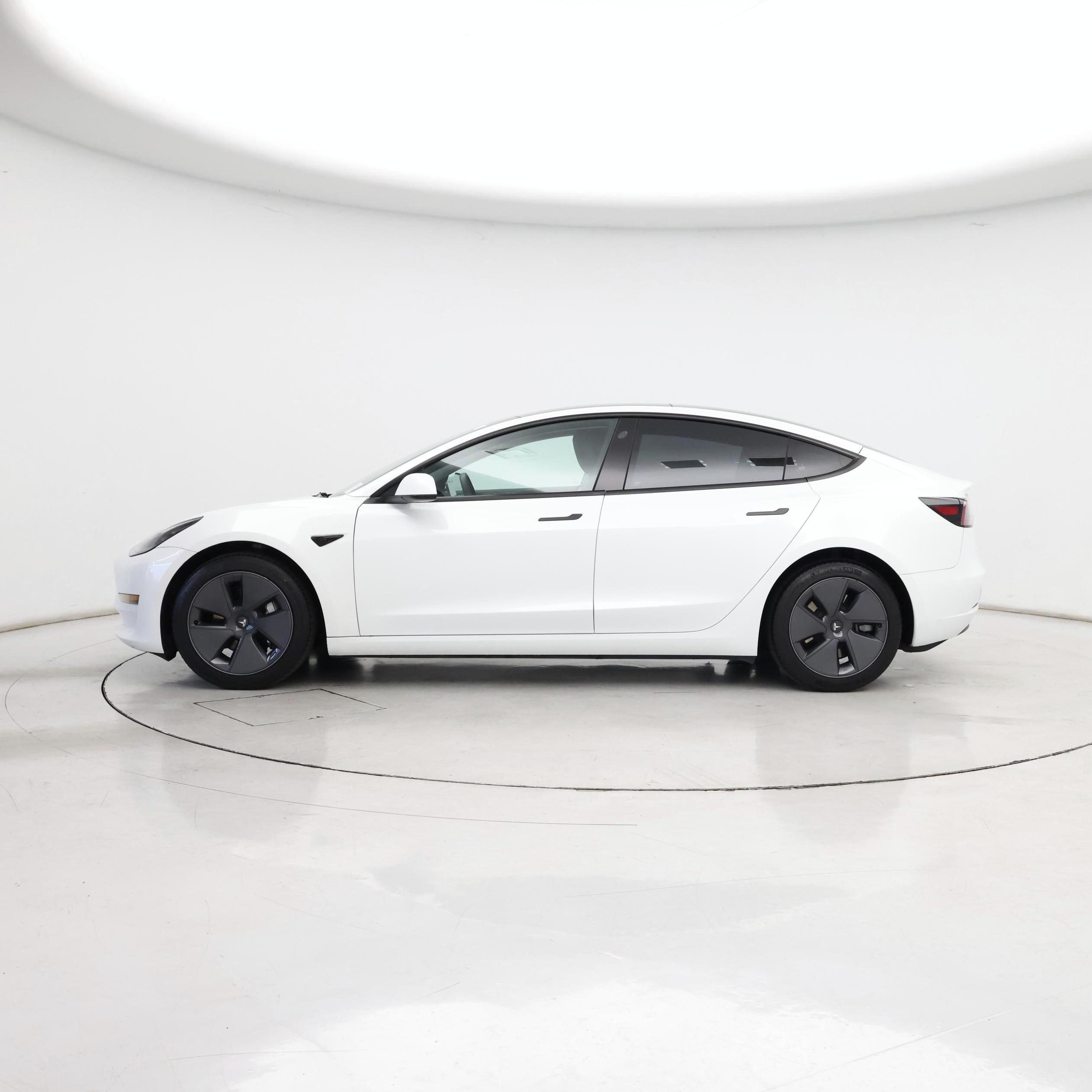 Thumbnail: 2023 Tesla Model 3 - 3