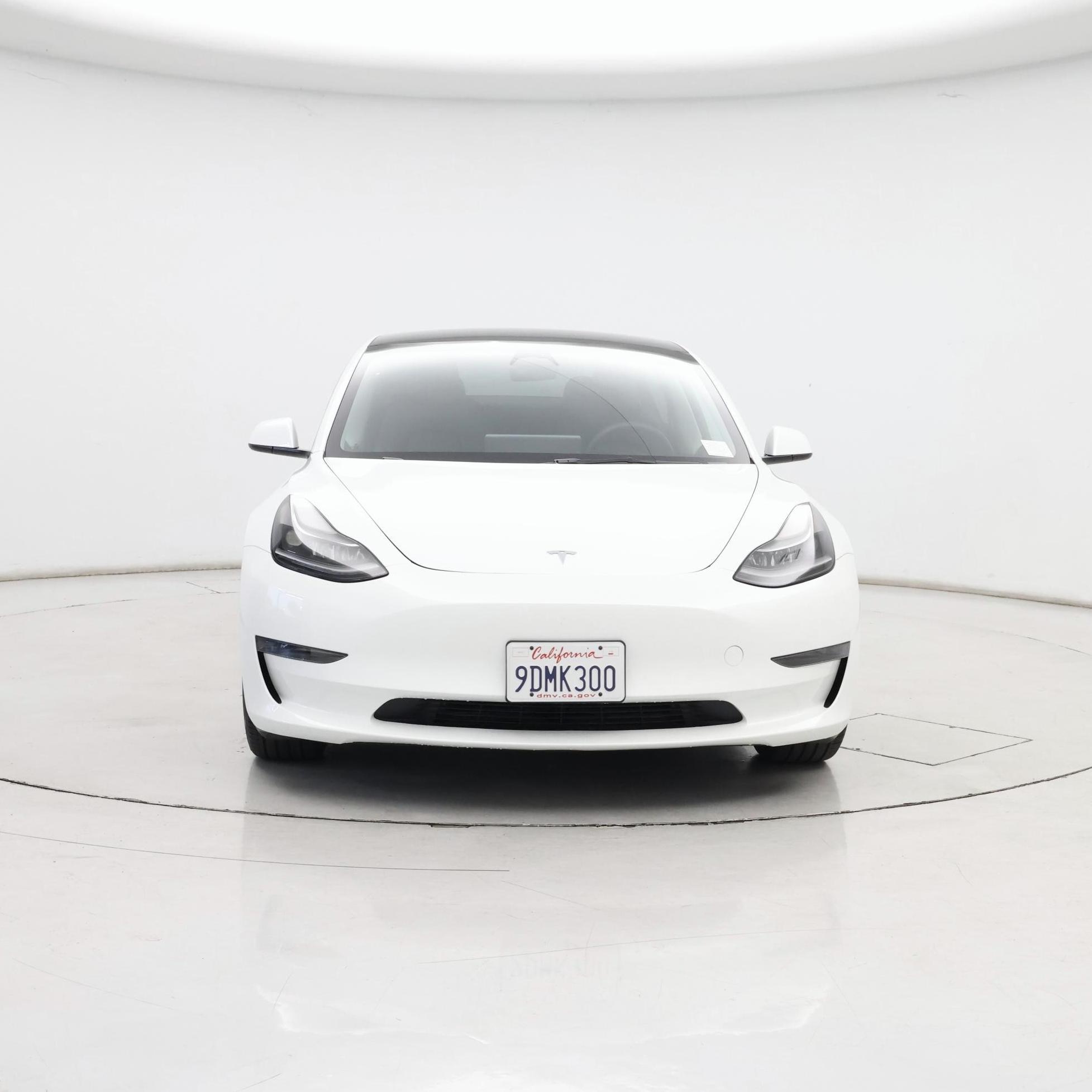 Thumbnail: 2023 Tesla Model 3 - 5