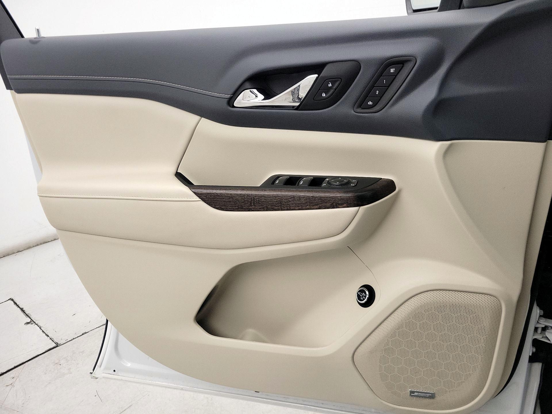 Thumbnail: 2023 GMC Acadia - 12