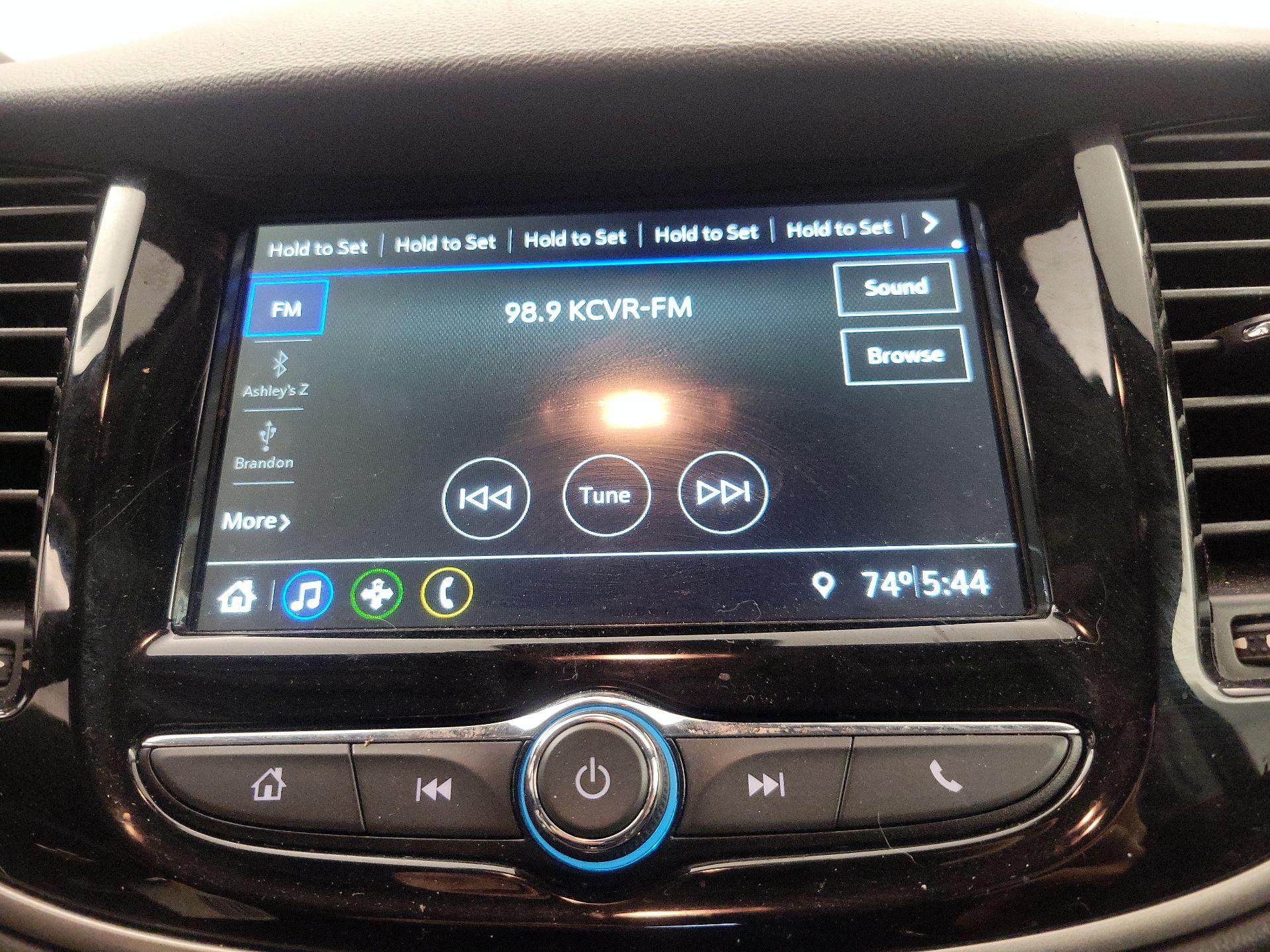 Thumbnail: 2019 Chevrolet Trax - 15