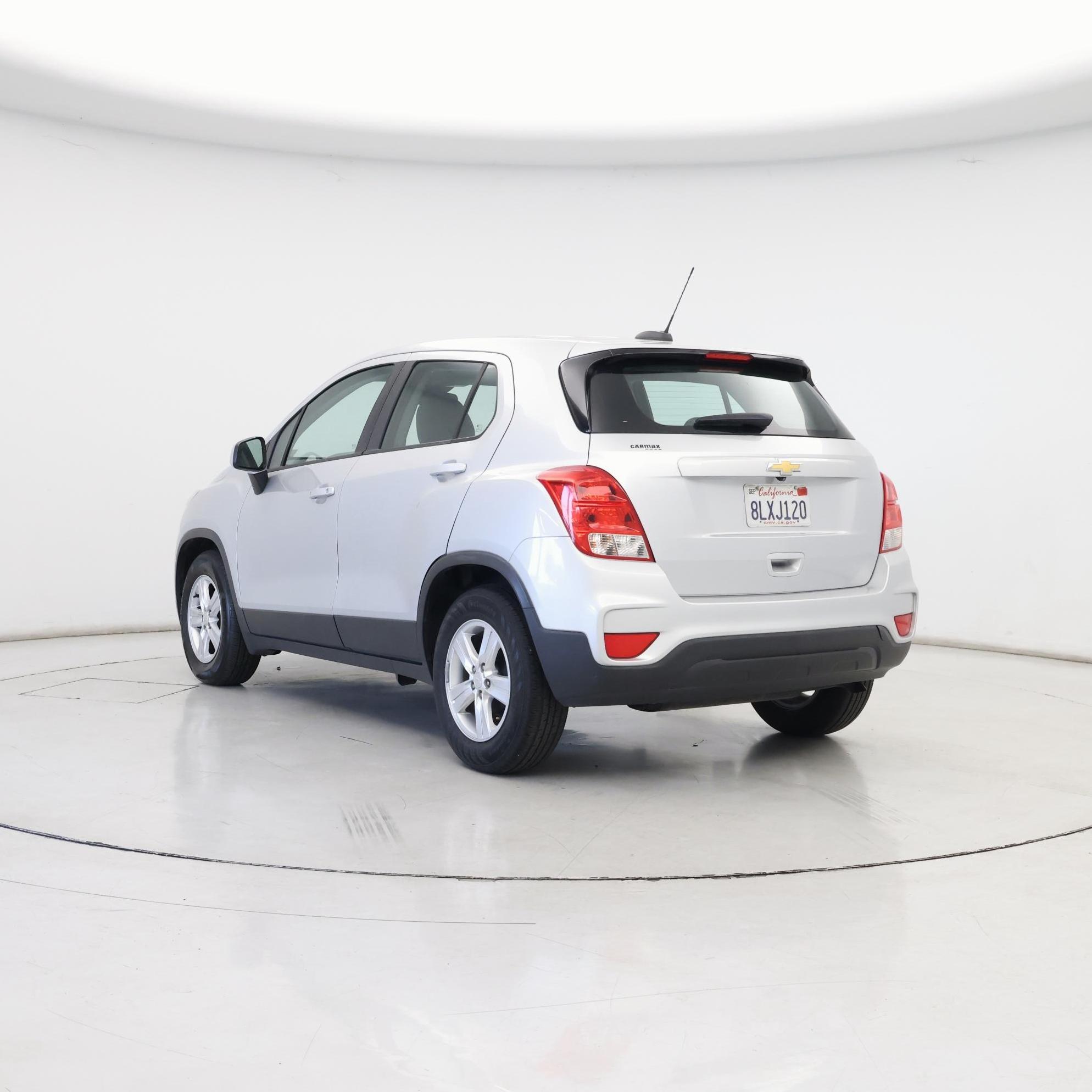 Thumbnail: 2019 Chevrolet Trax - 2