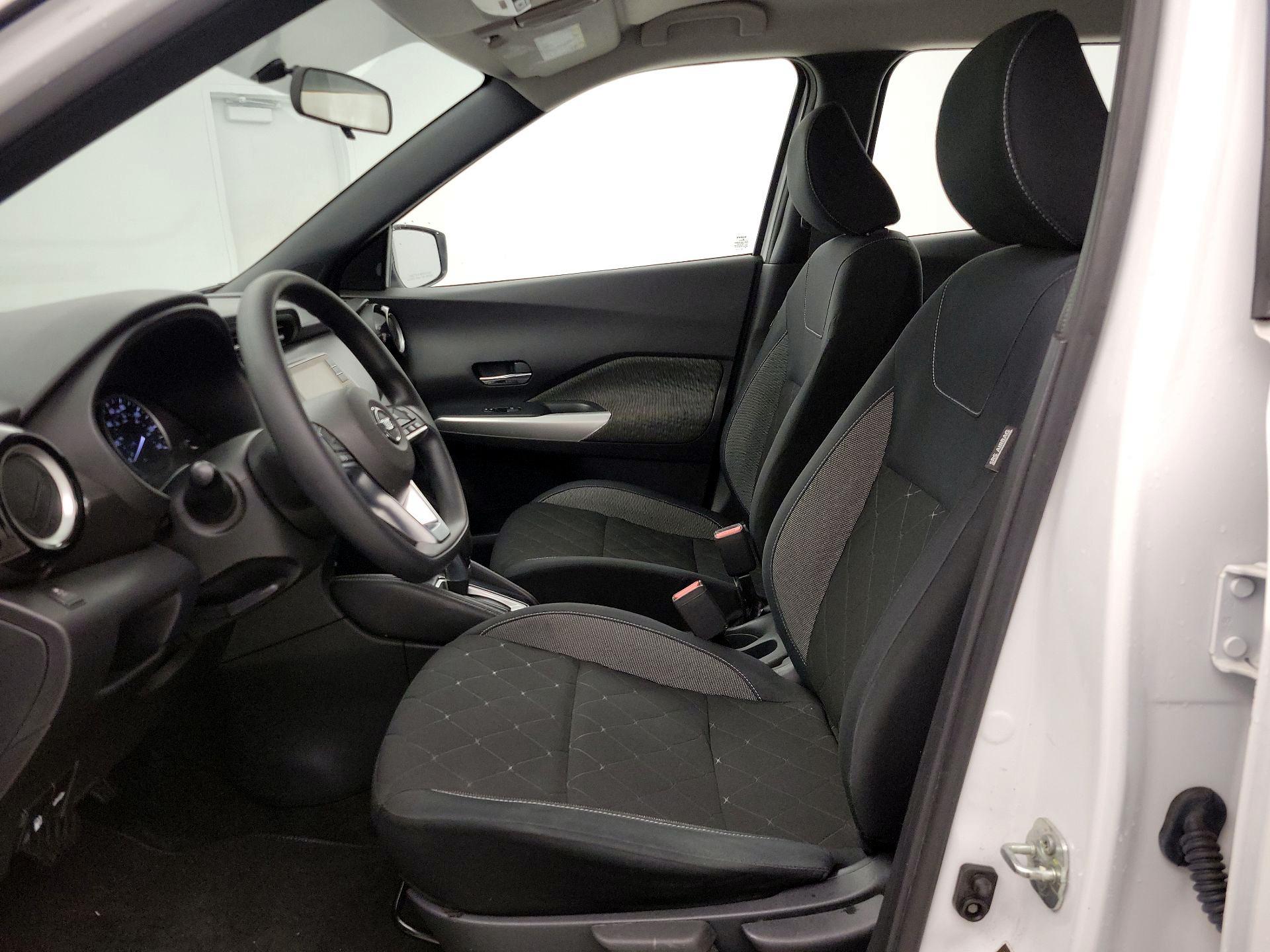 Thumbnail: 2019 Nissan Kicks - 11