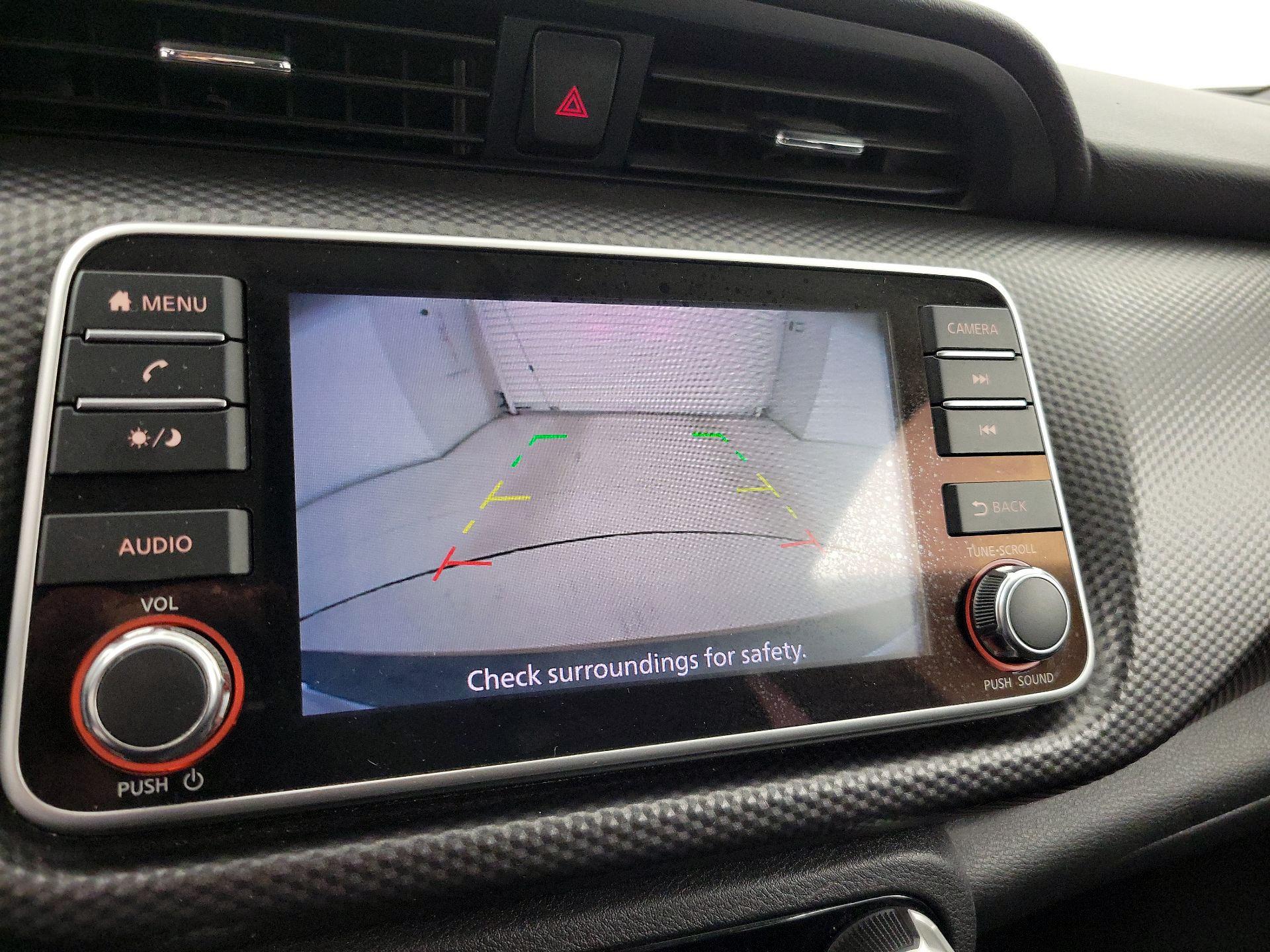 Thumbnail: 2019 Nissan Kicks - 14