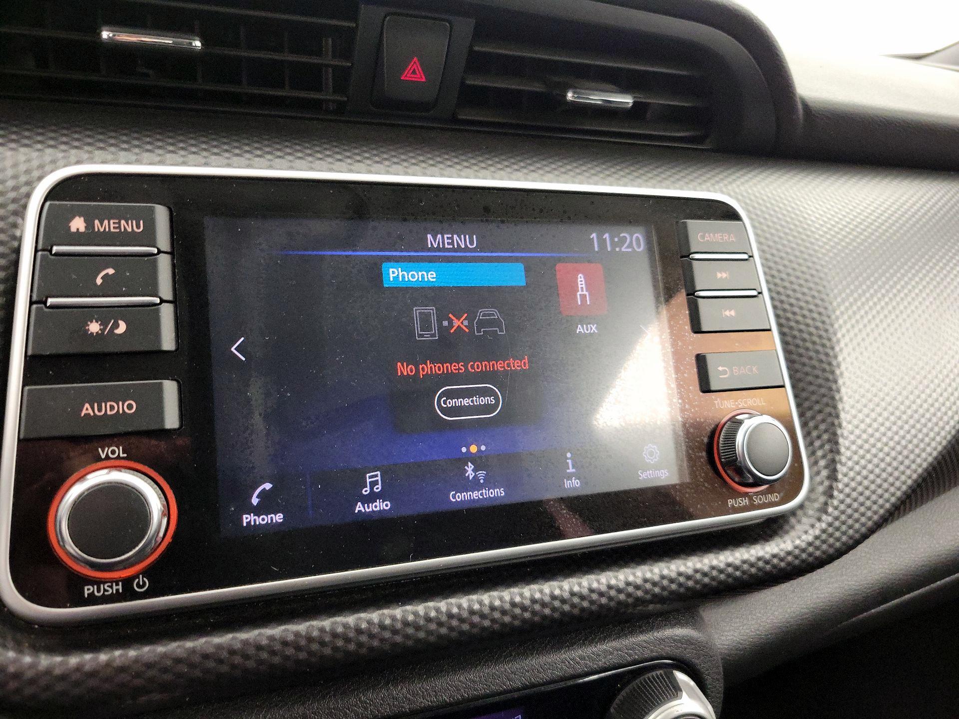 Thumbnail: 2019 Nissan Kicks - 15