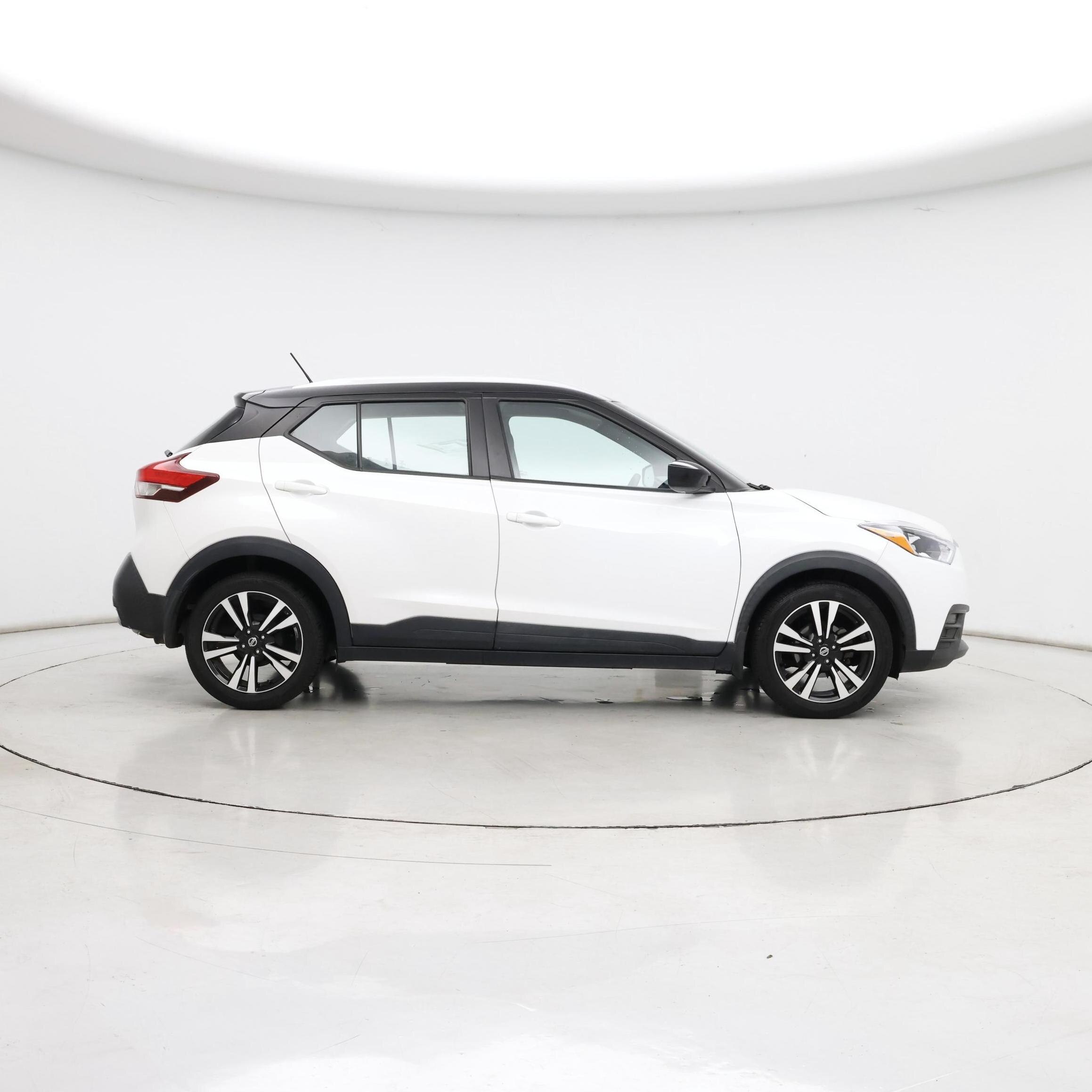 Thumbnail: 2019 Nissan Kicks - 7