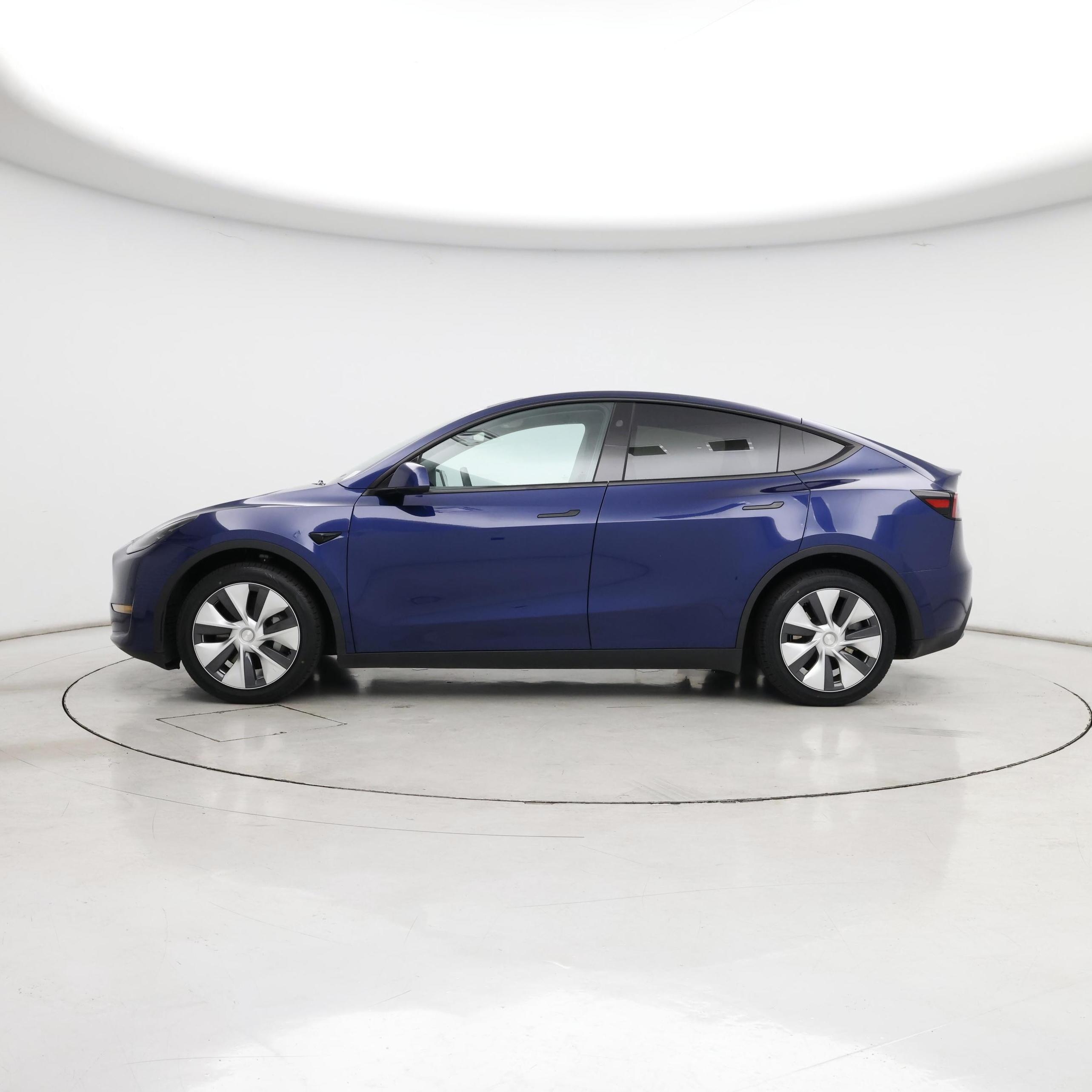 Thumbnail: 2024 Tesla Model Y - 3